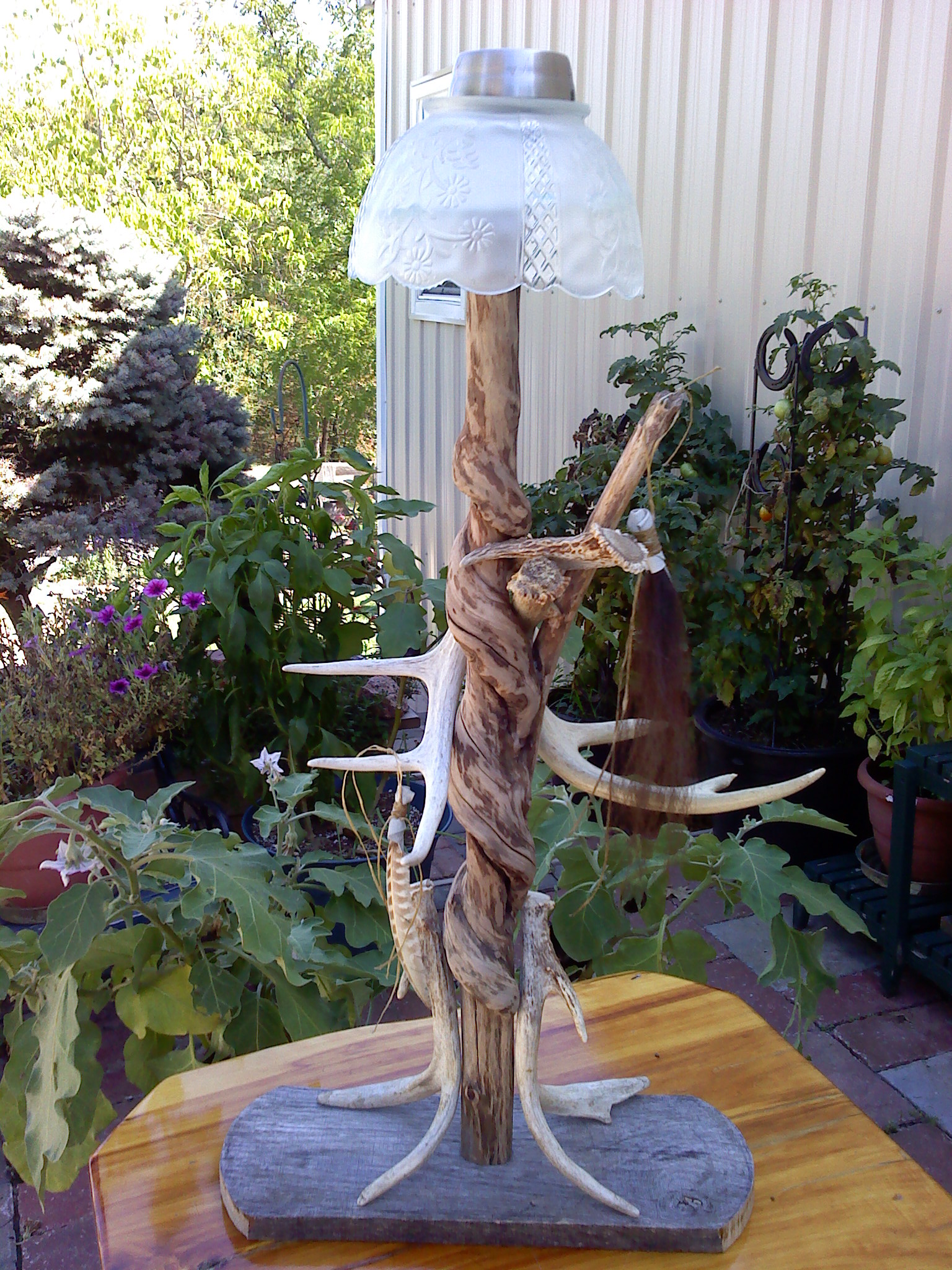 DIY Solar Lamp with help of Mother Nature & CABOT WoodCare Products