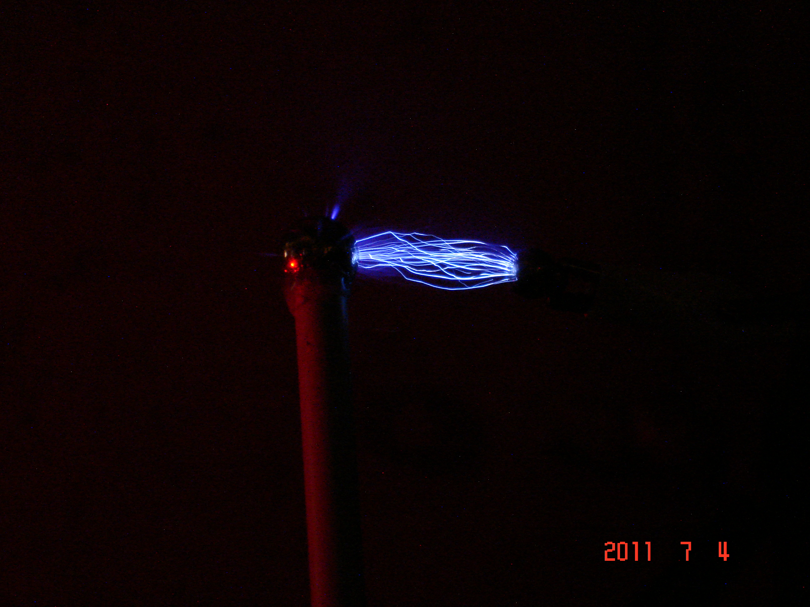 AA Battery Powered "Tesla Coil"