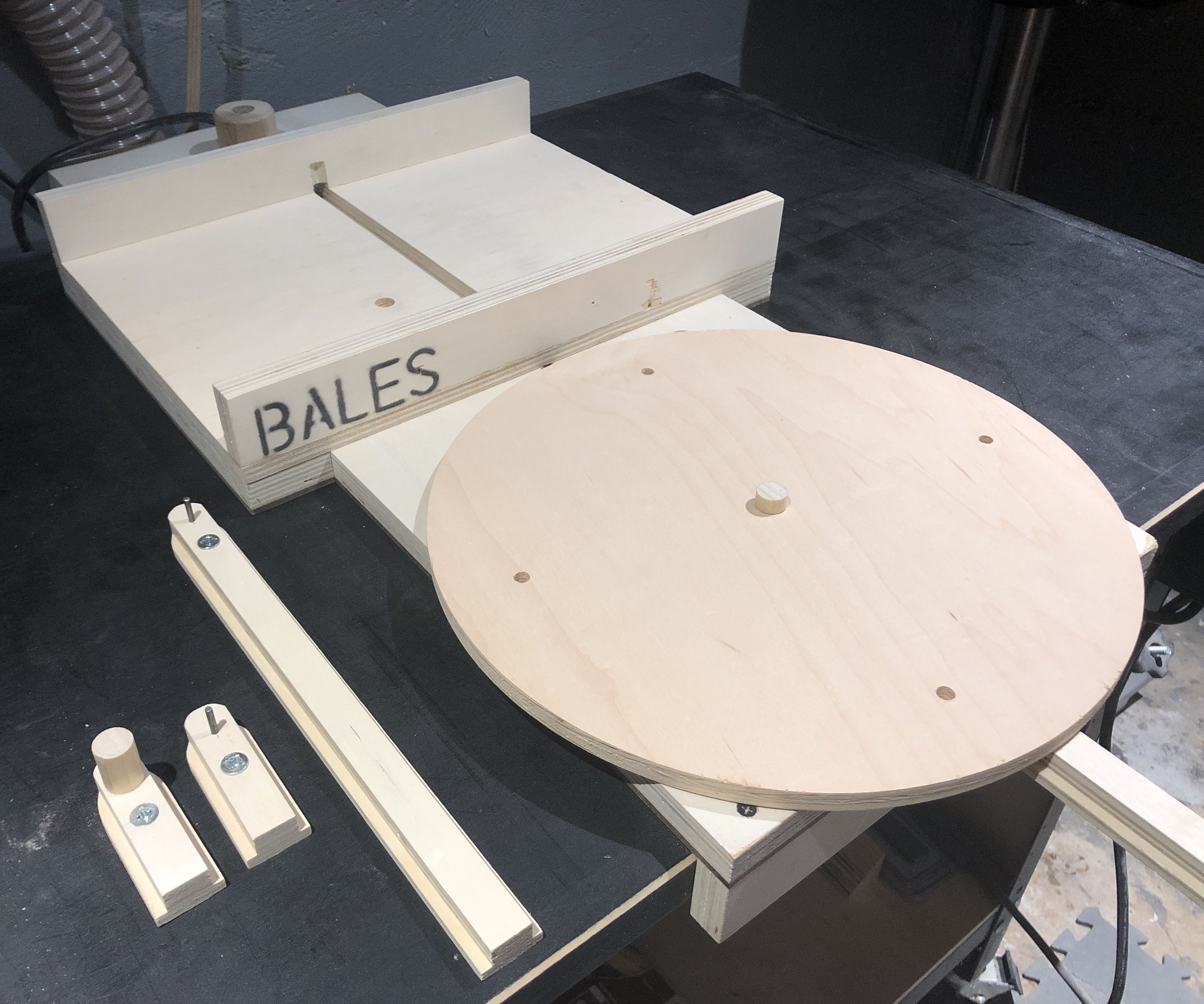 The Multi-Function Router Table Jig