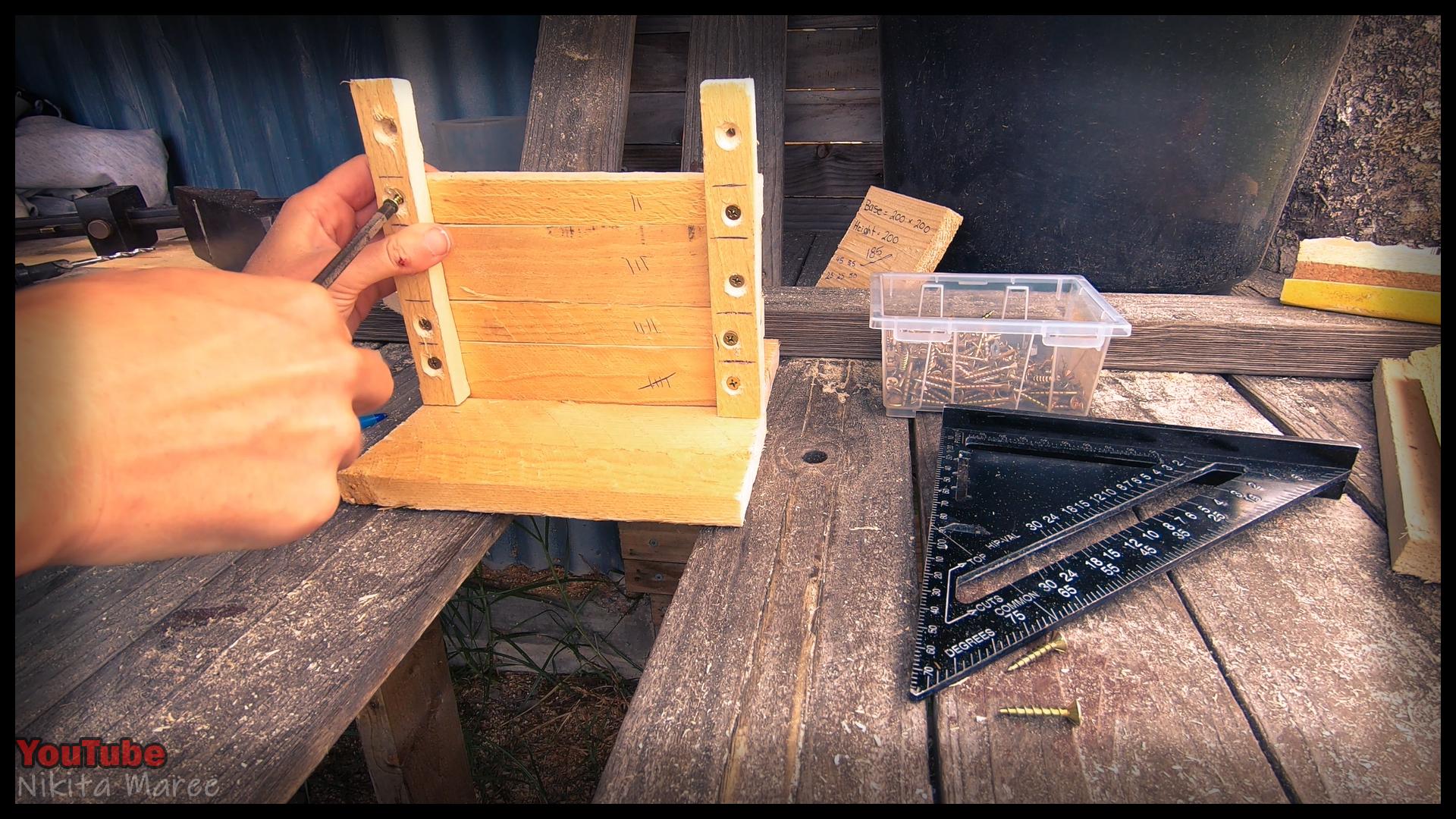 DIY planter box made from pallet wood. How to build a garden planter box. Making a plant box from palings. Woodworking (50).jpg