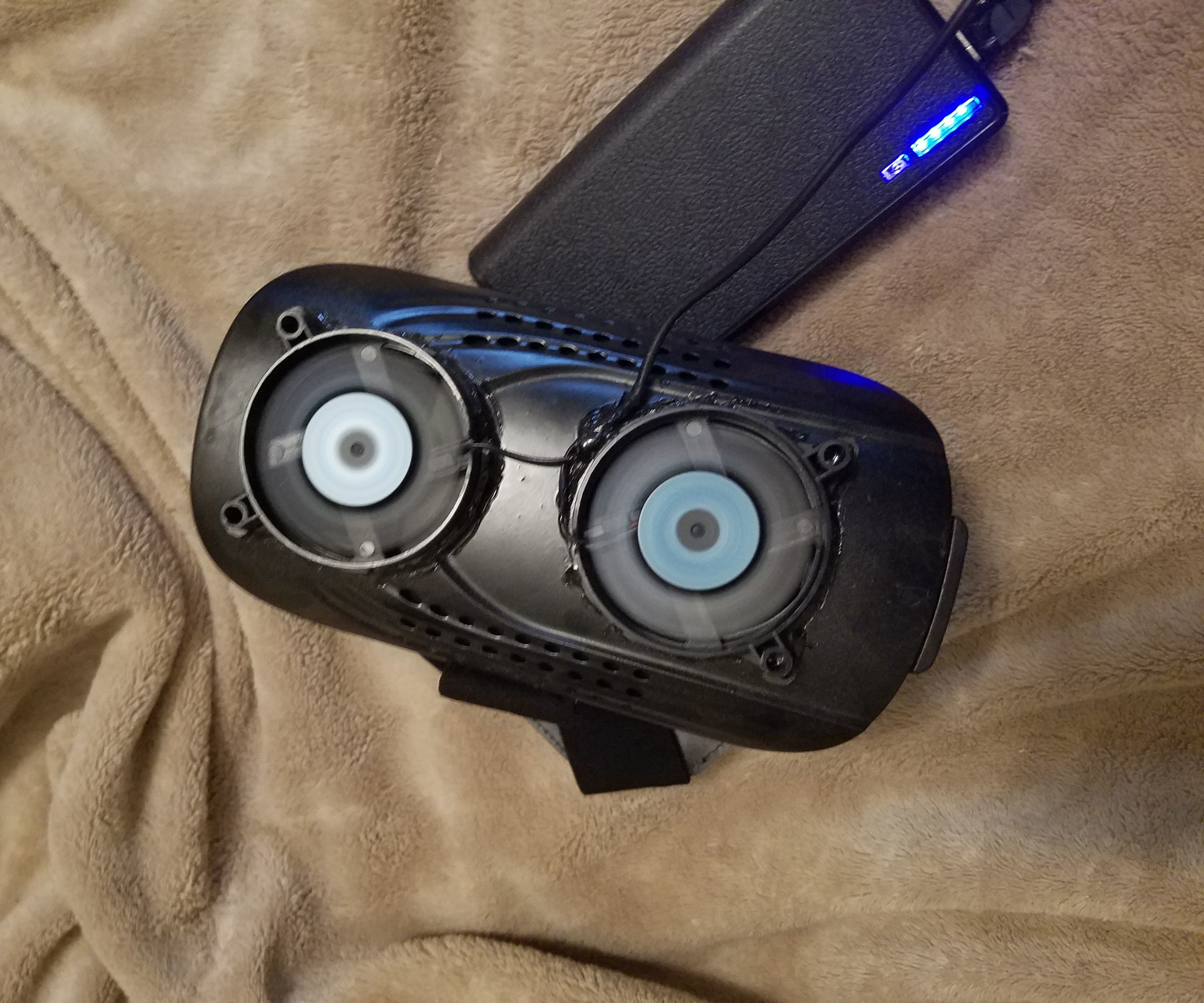 Your Own Custom VR Headset W/Fans