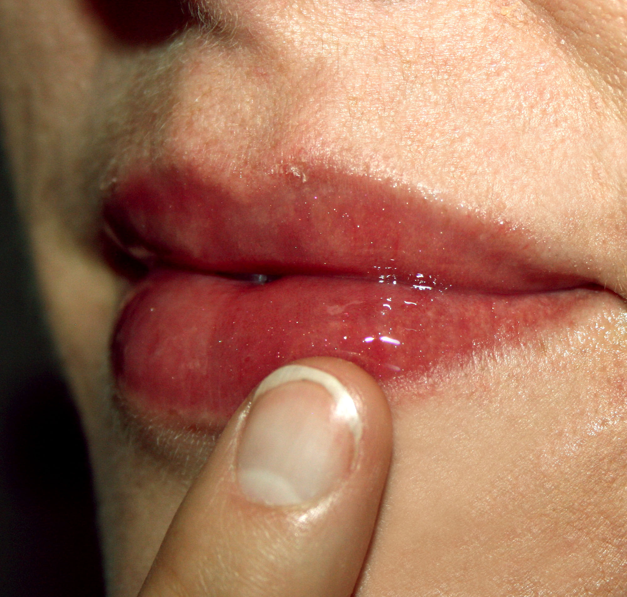 Make Lip Gloss