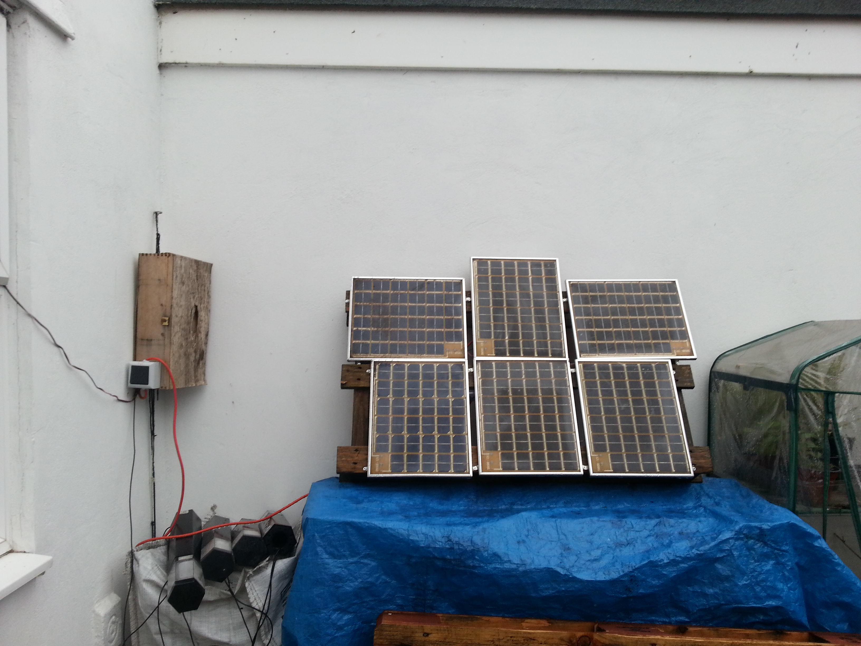 Solar power terminal