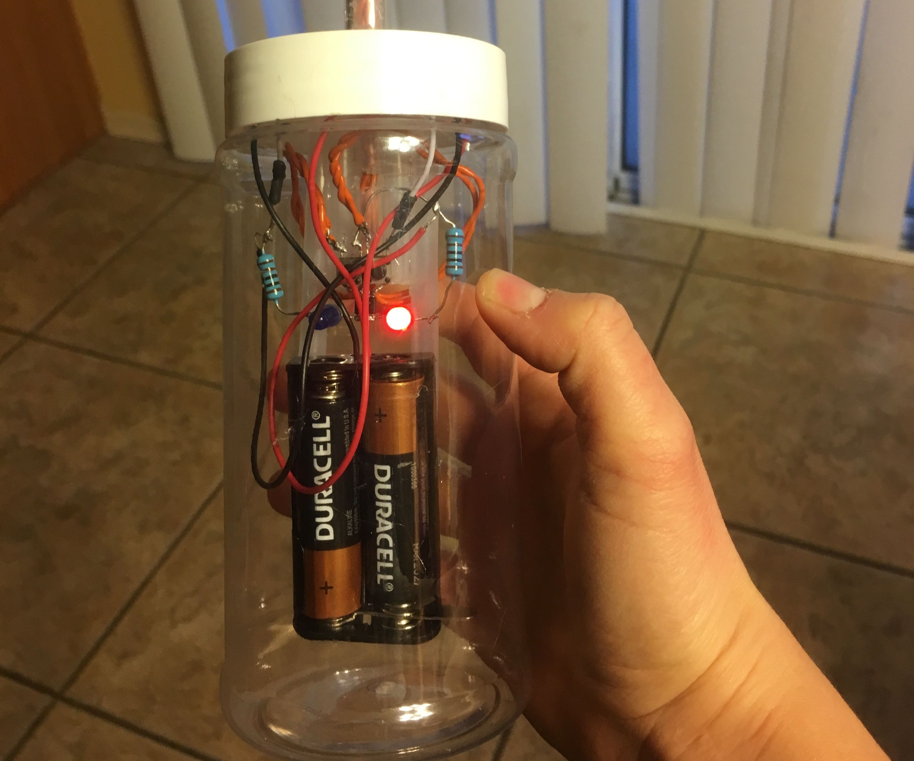 Electrostatic Polarity Detector