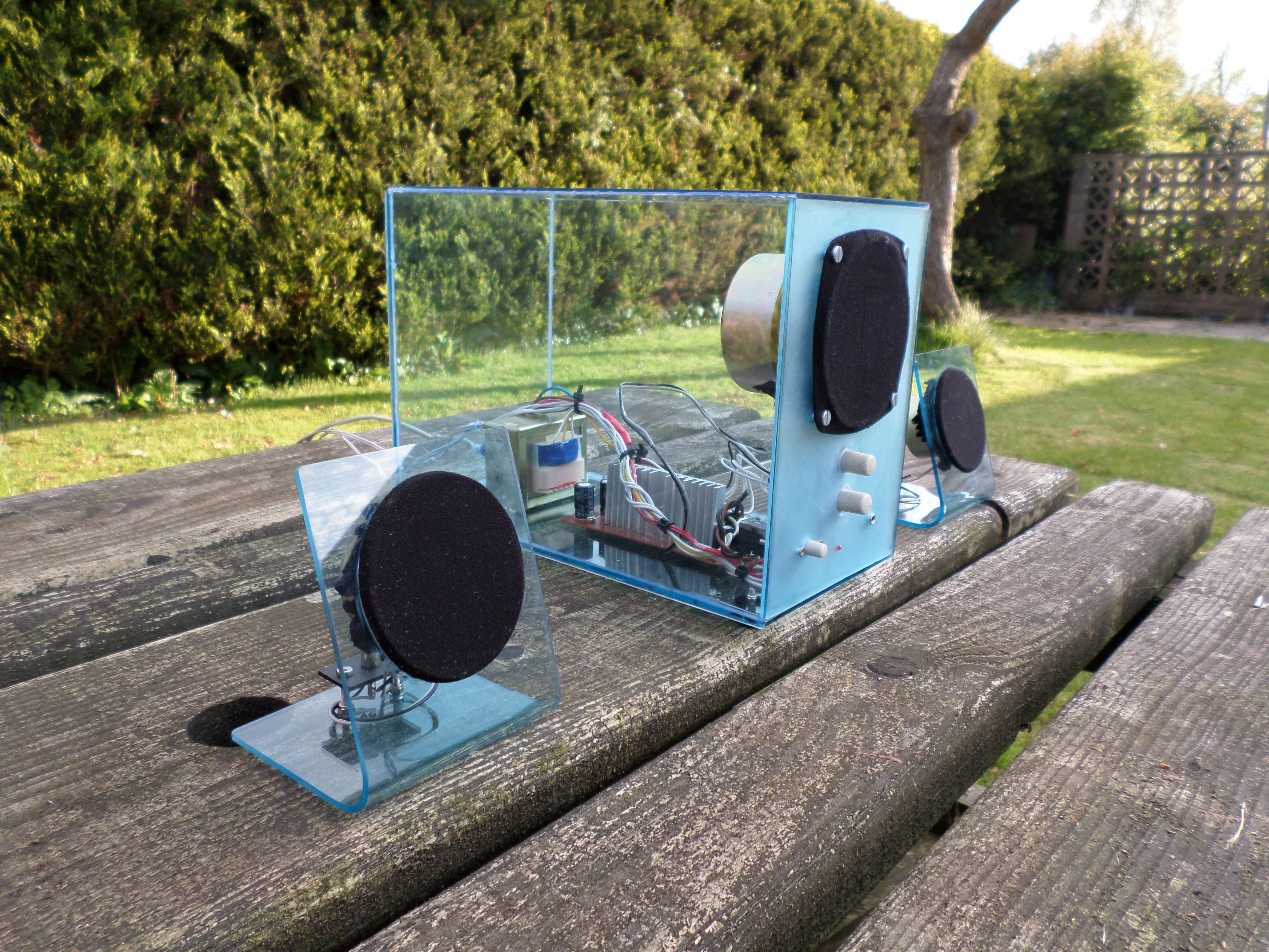 Upcycle an old speaker system into a modern and see-through one!