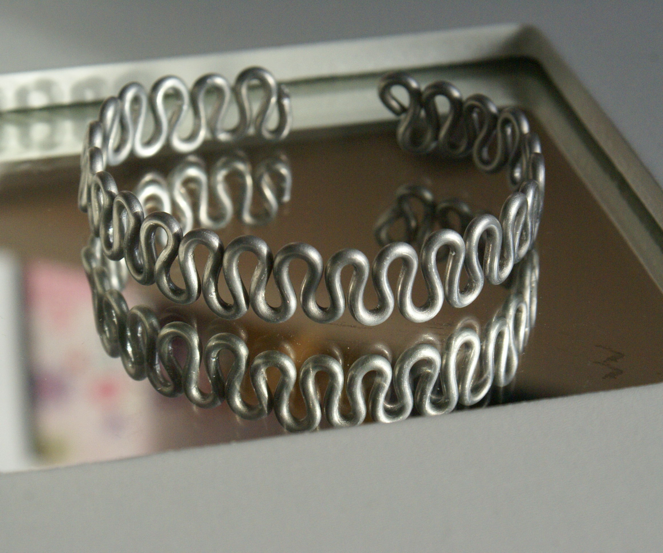 Wavy Zigzag Wire Bracelet