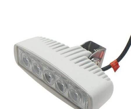 Installing a spreader LED light