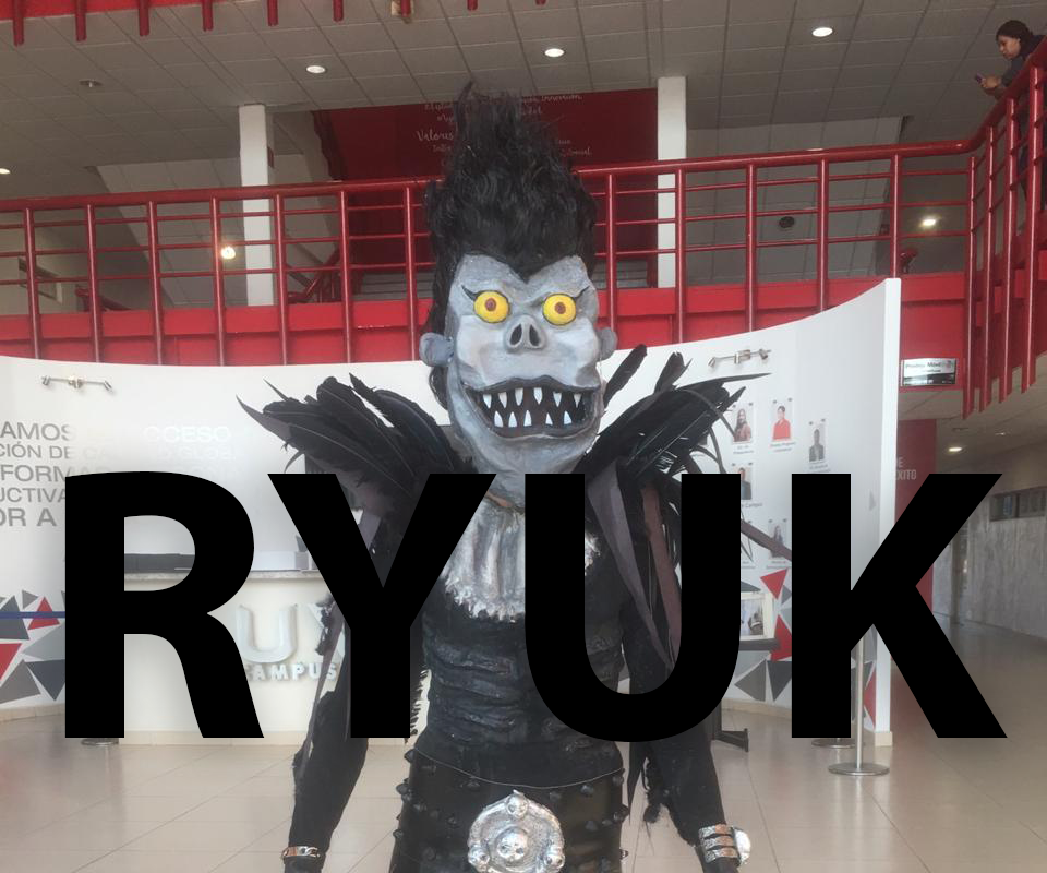 RYUK COSPLAY