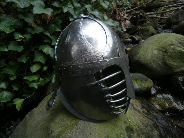 How to Build a Spangen Helm.