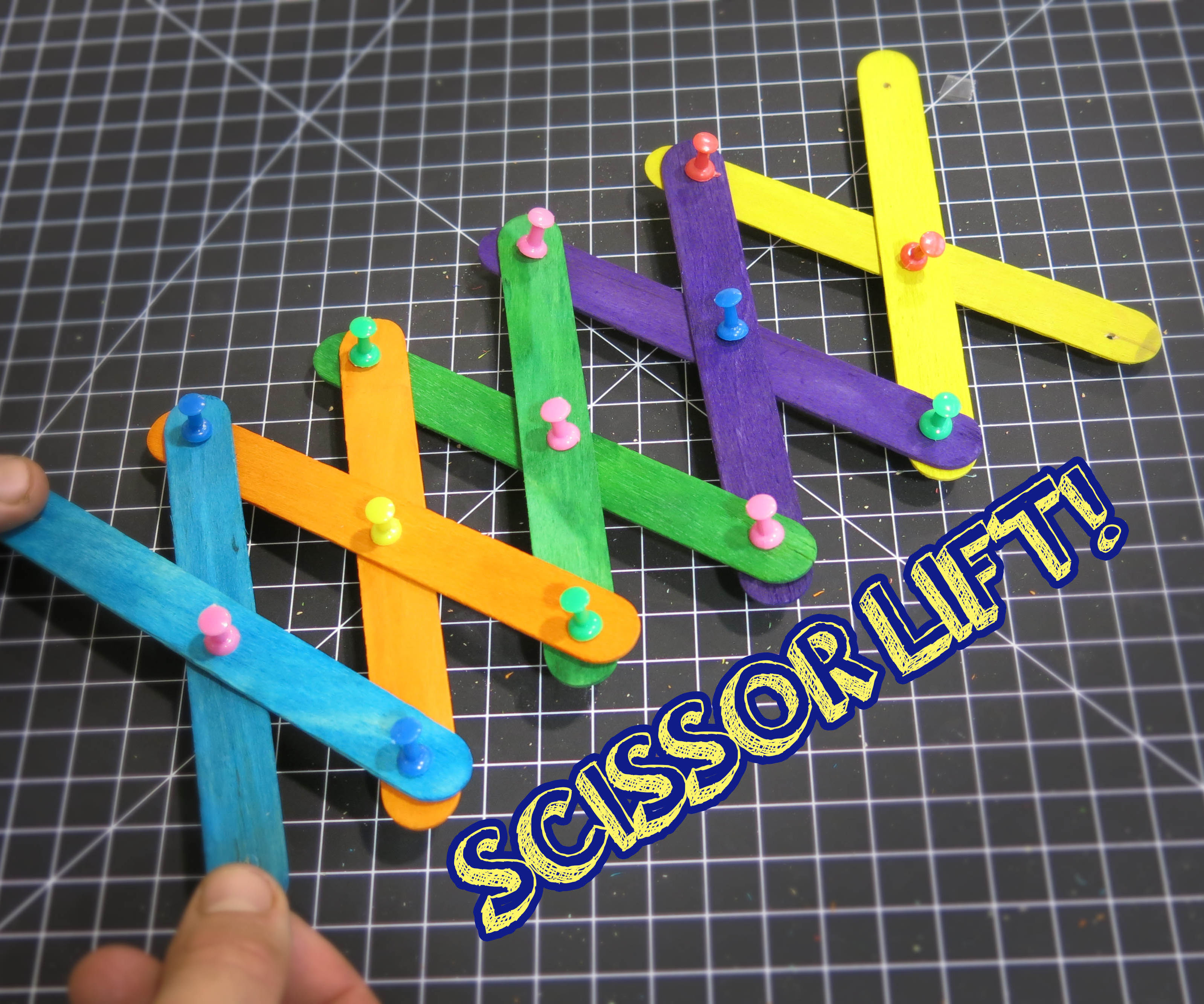 Scissor Lift (by Craft Sticks!) 