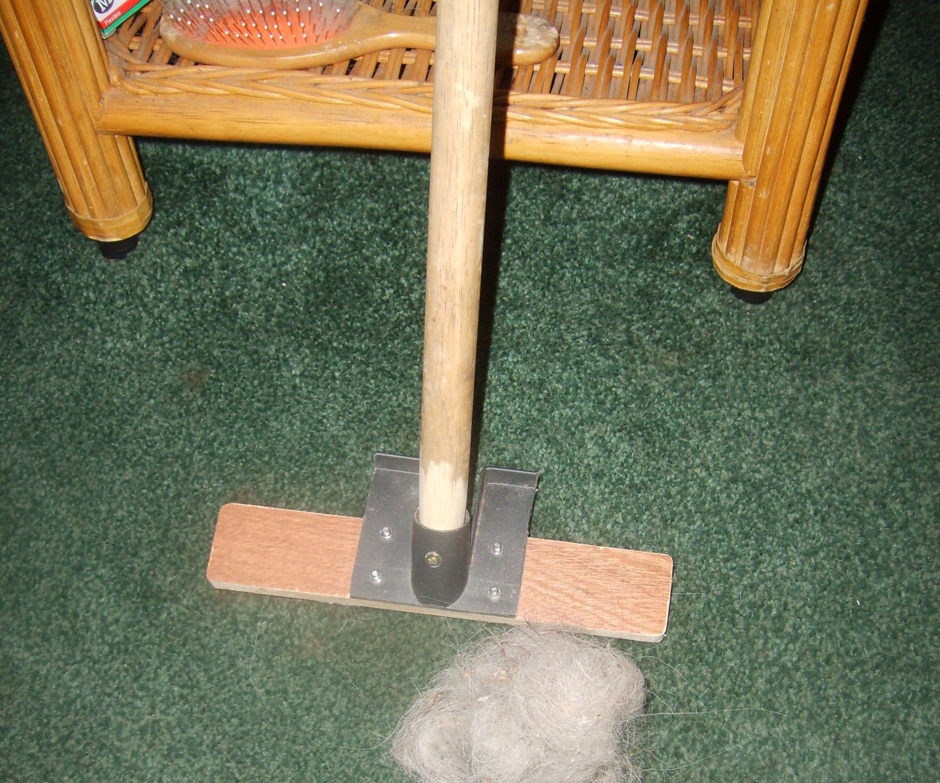 Effective Low Cost Carpet Rake