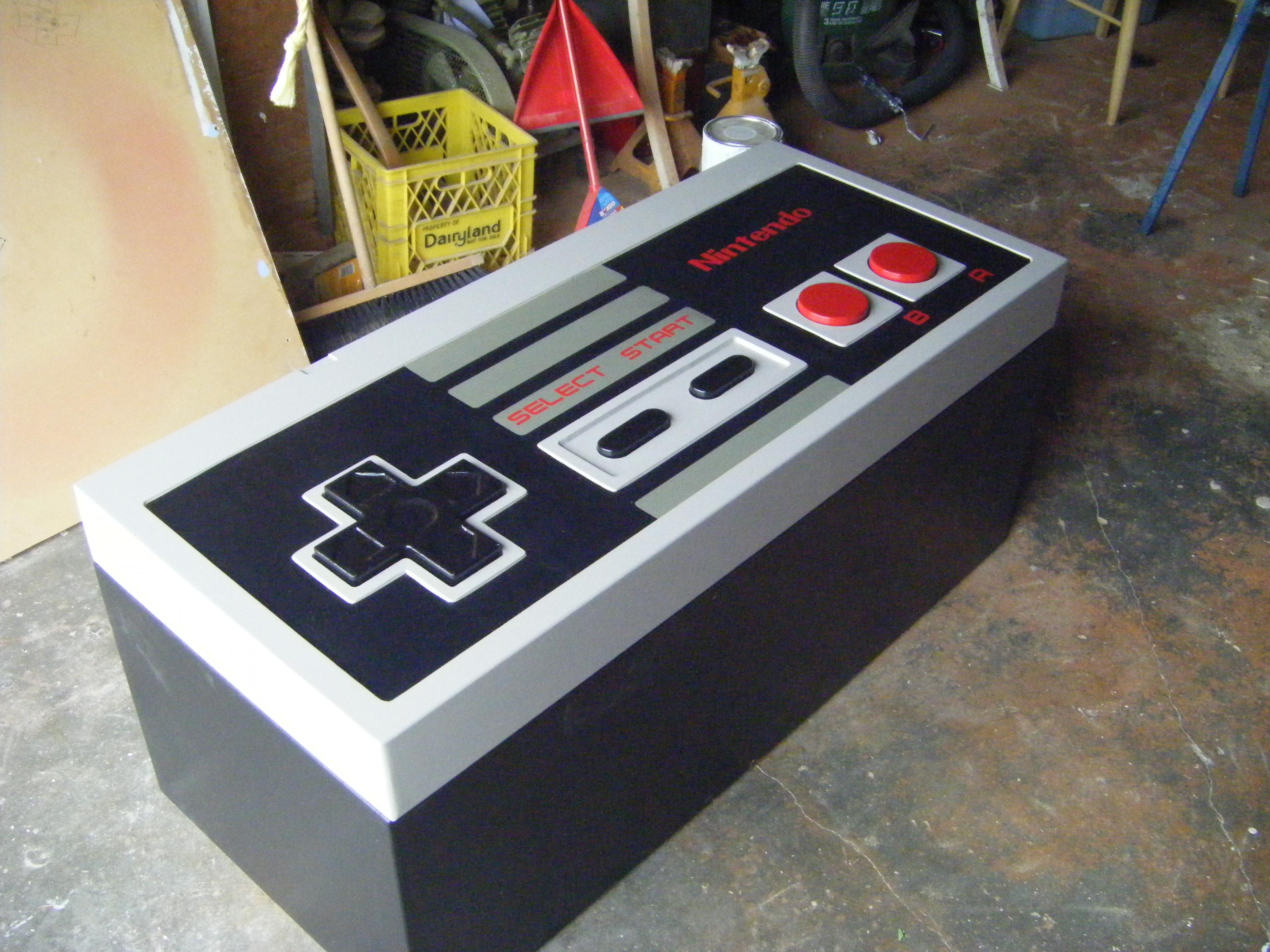 How-To : Giant NES Controller