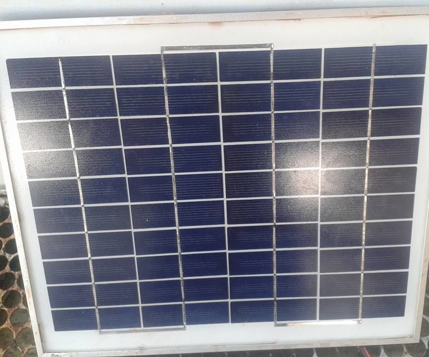 CARREGADOR SOLAR 5V E 15V