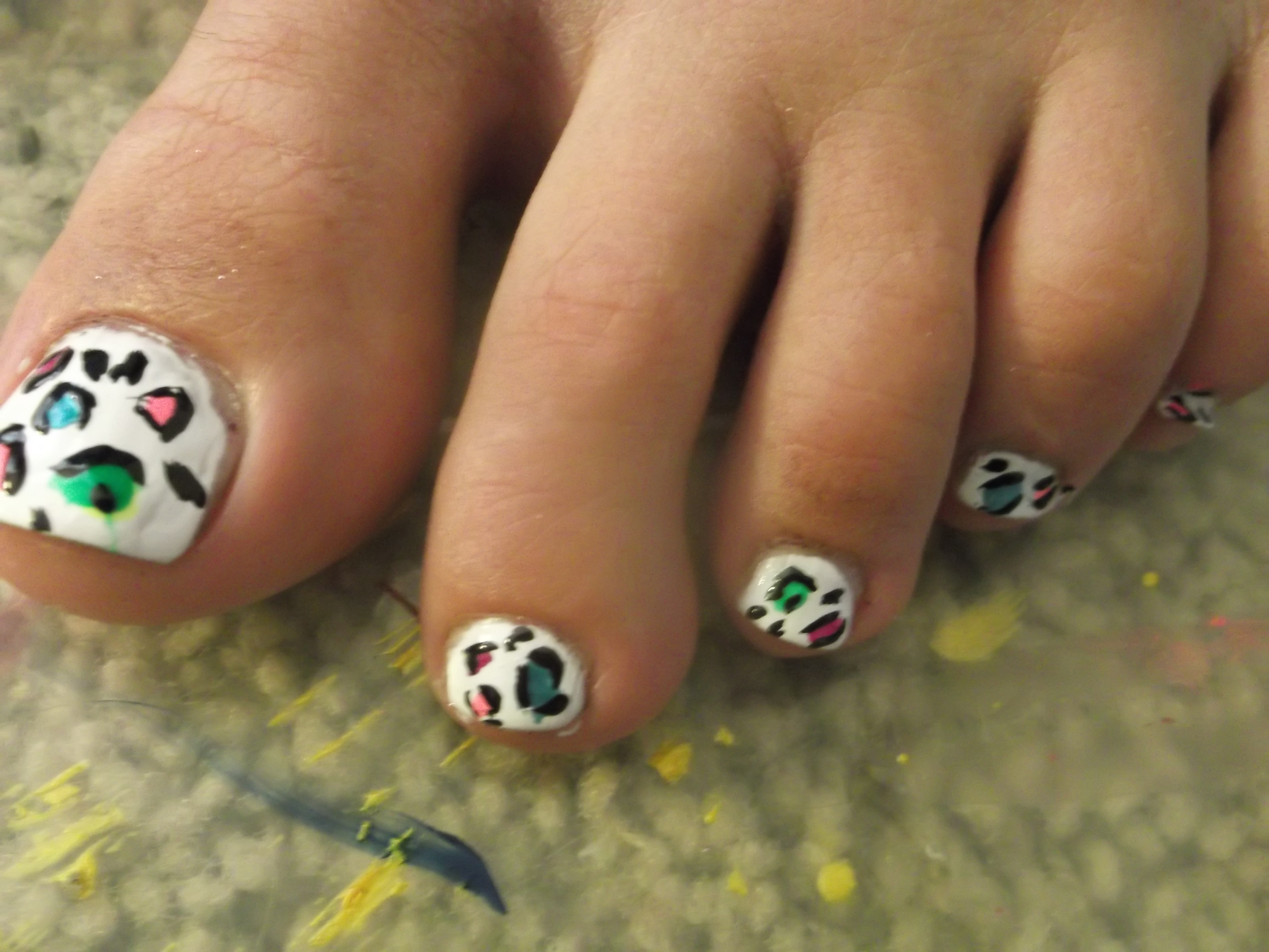 Cheetah Print Nails