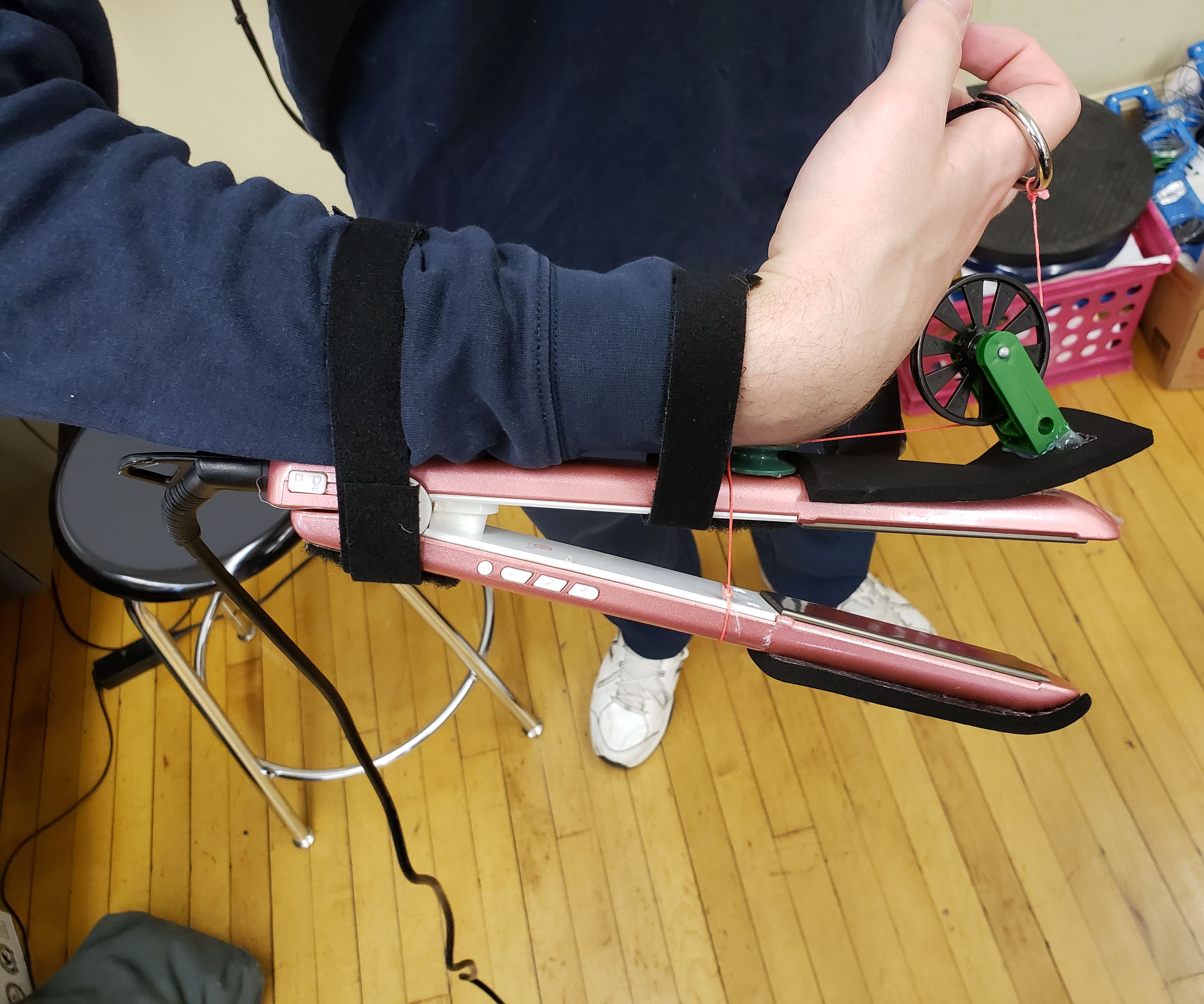 One-handed Hair Straightener for Quadriplegics