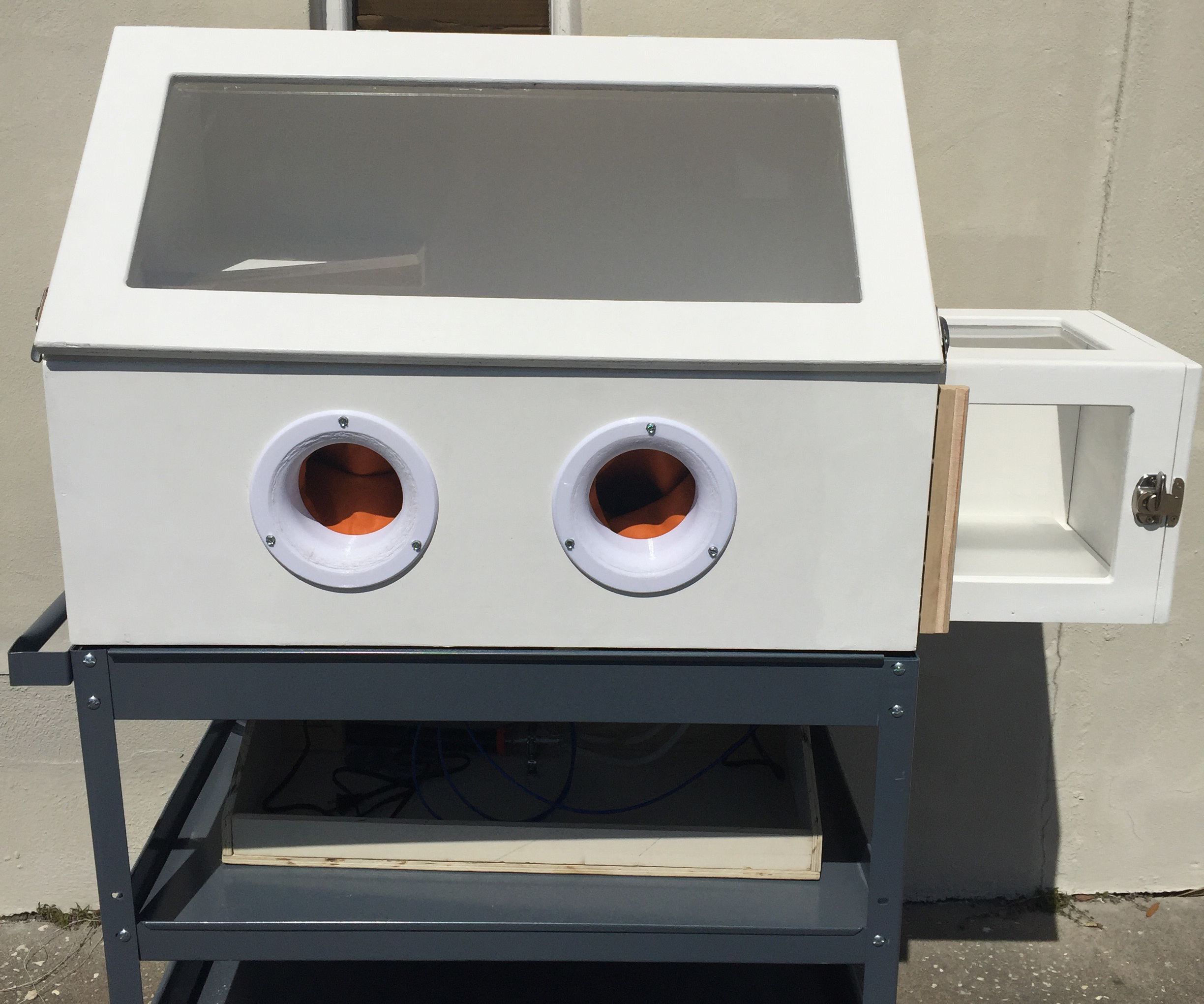 Low-Cost Research Glove Box