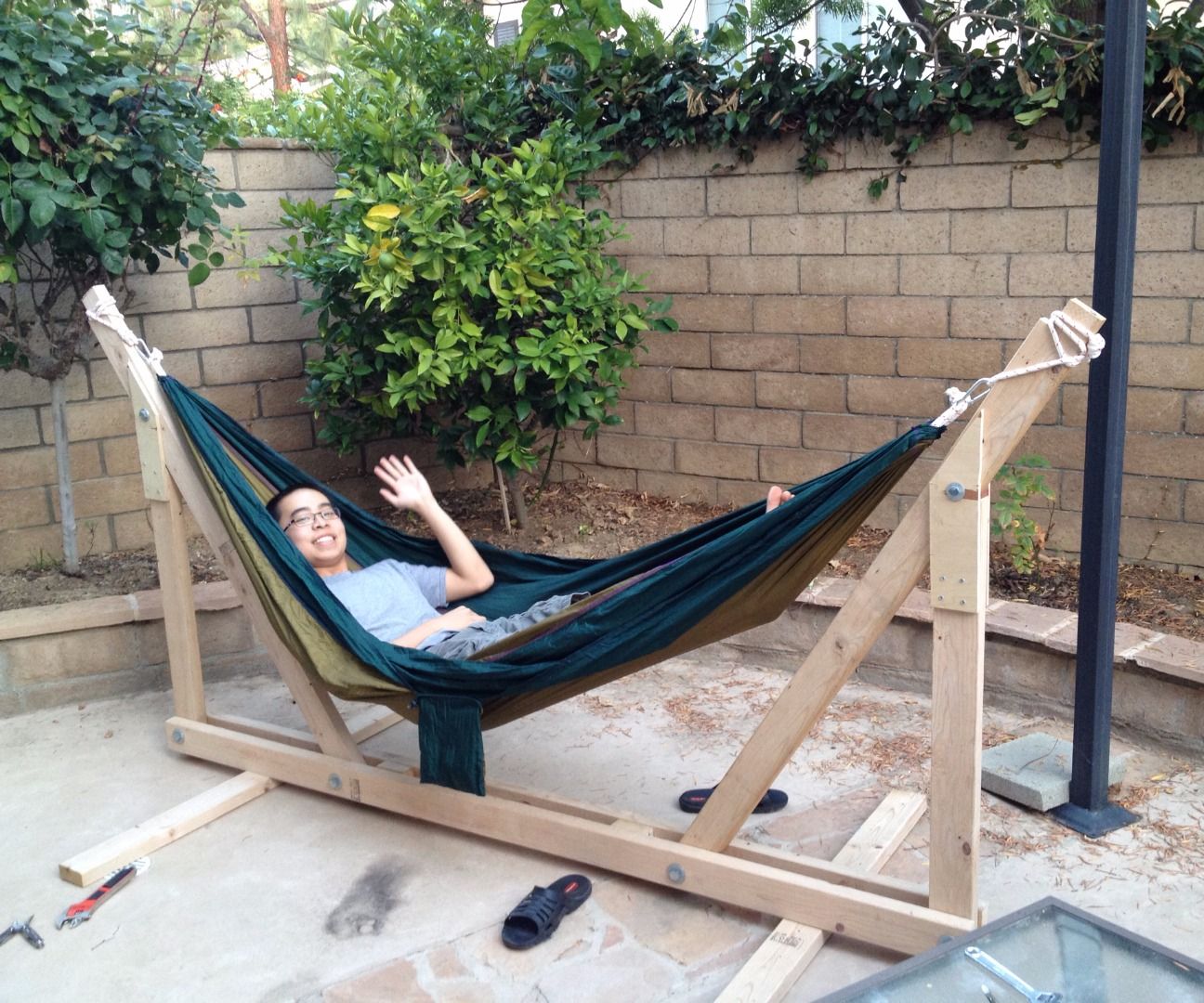 DIY Wooden Hammock Stand