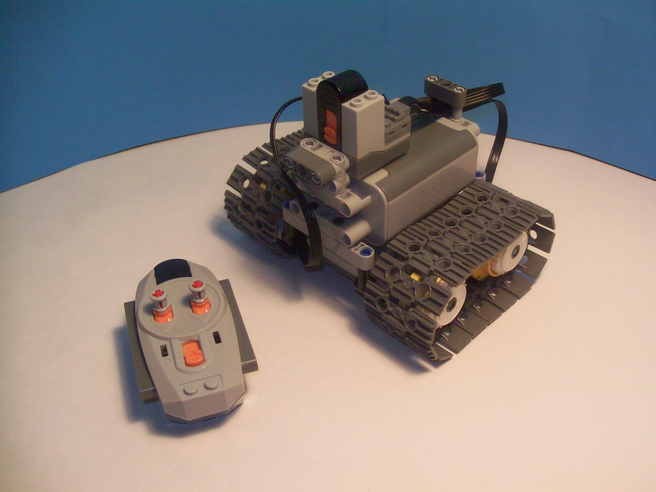 Lego Power Functions Mini Tank V2.0