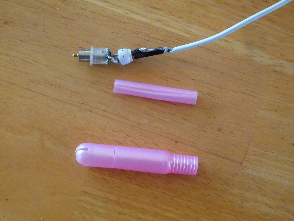 How to fix Your Ibook G4 Power Cord with a Tampon