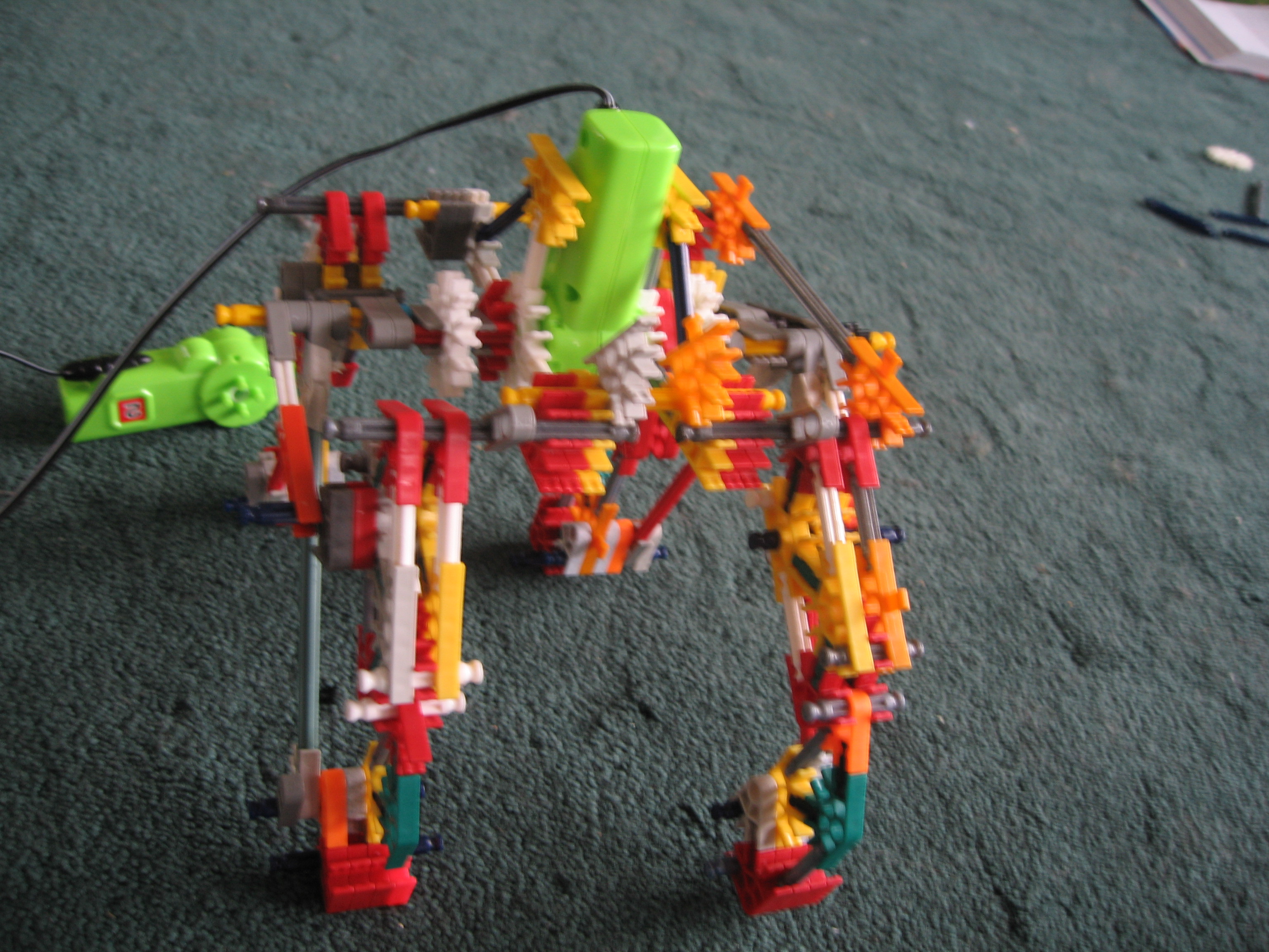 Sypran's Knex Walking Device