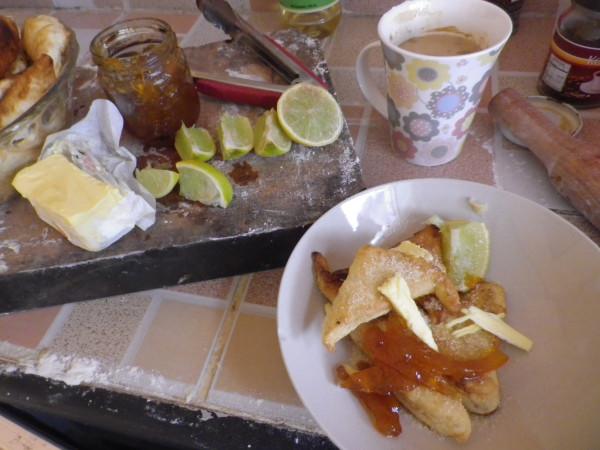 How to make Babakau - Fijian Fried Pancakes - light and delicious!