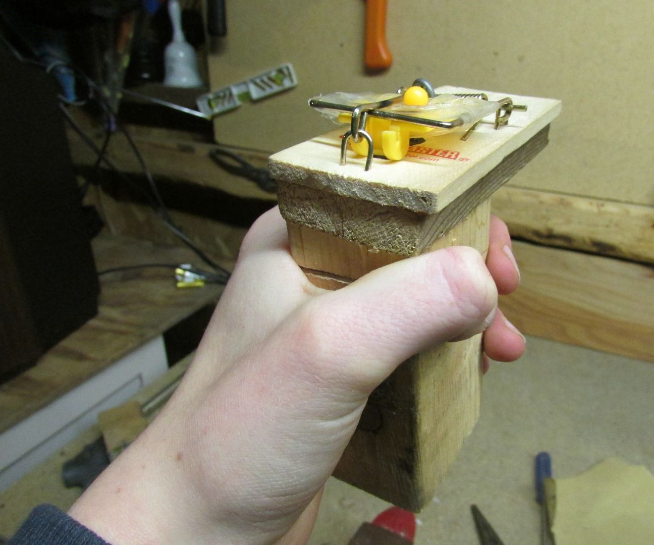 mouse trap gun