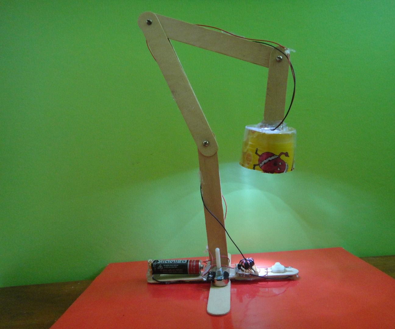 Joule thief powered lamp