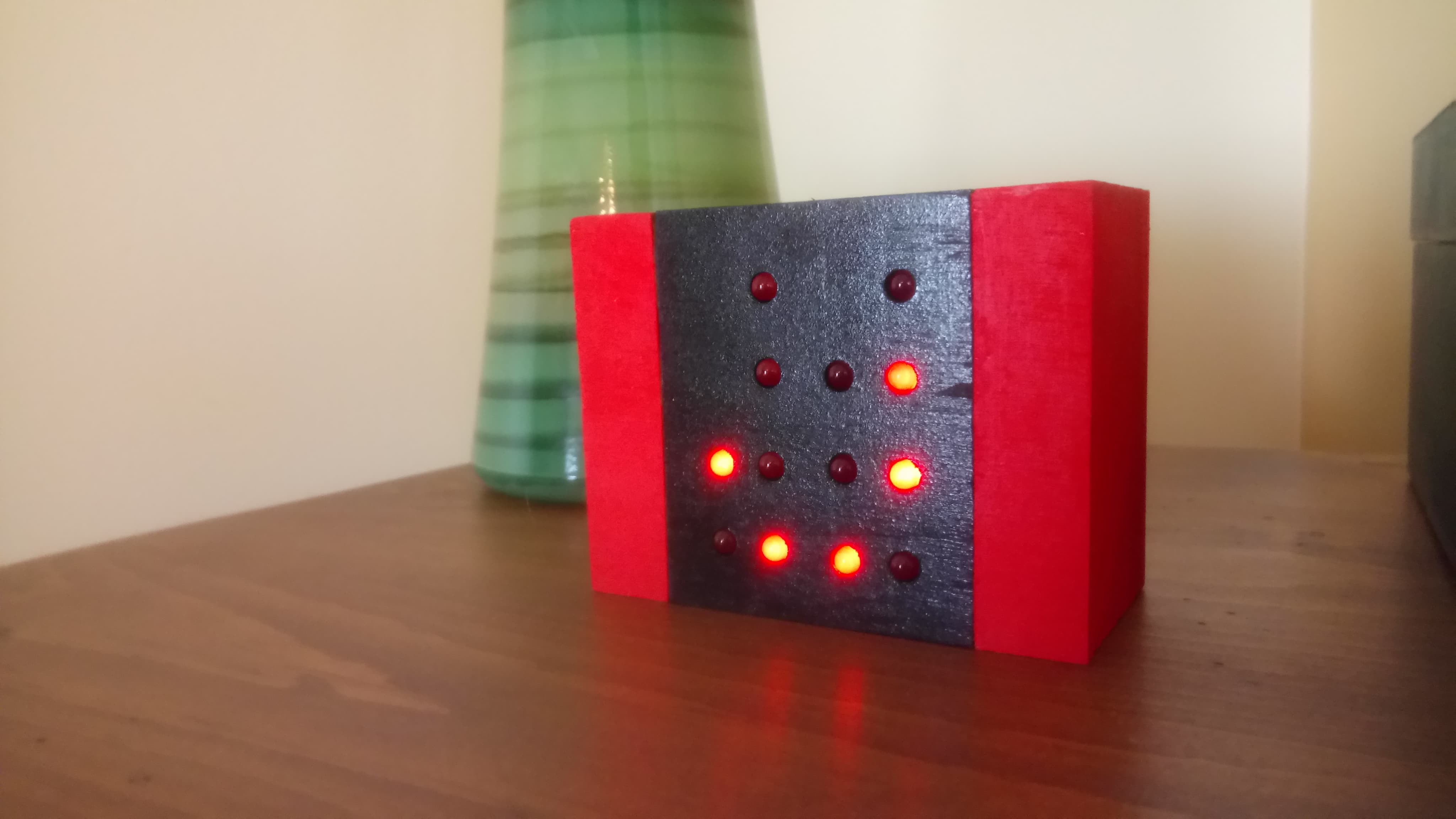 Simple Binary Clock Using Attiny85