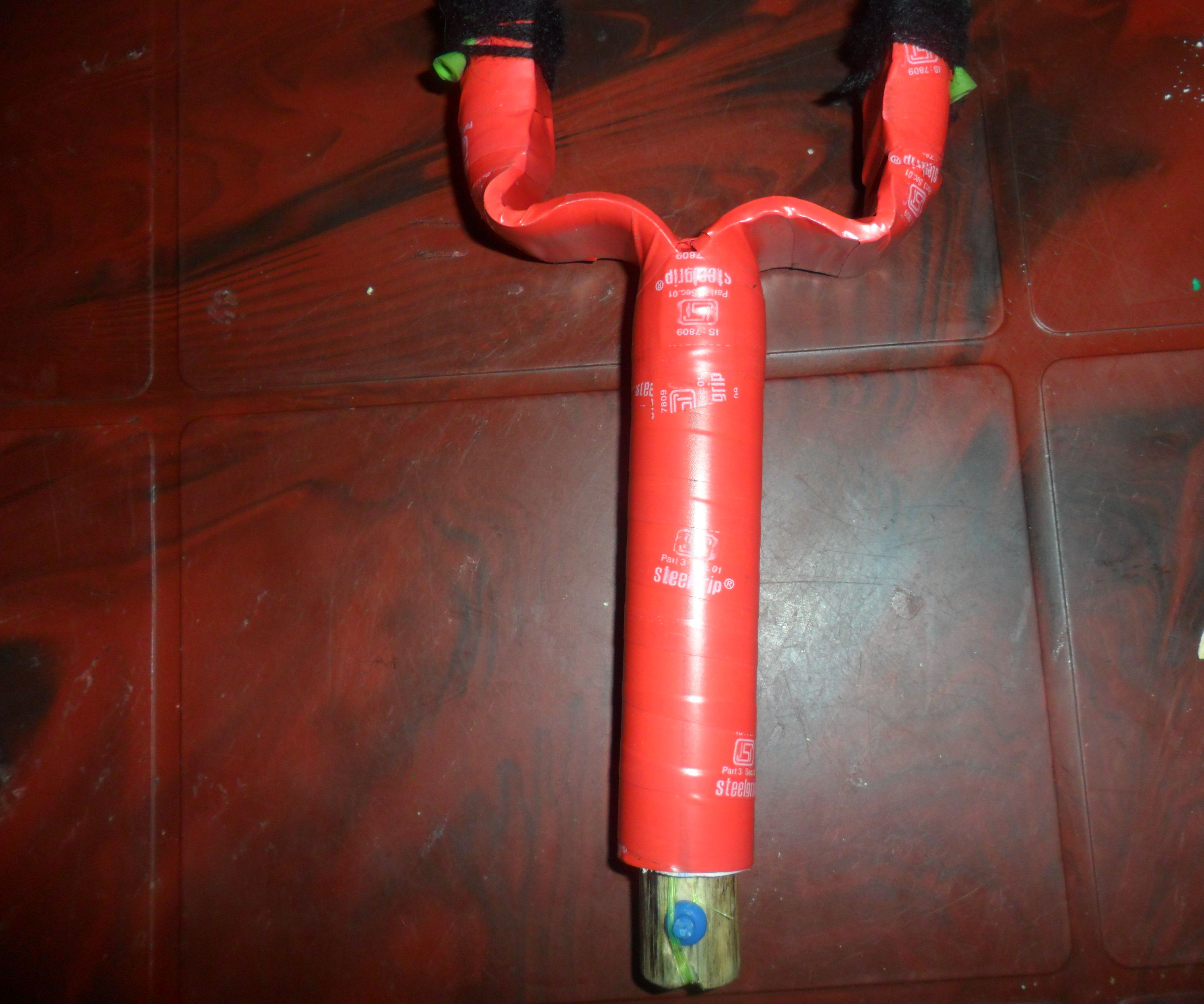 How to make a survival slingshot with fishing kit.