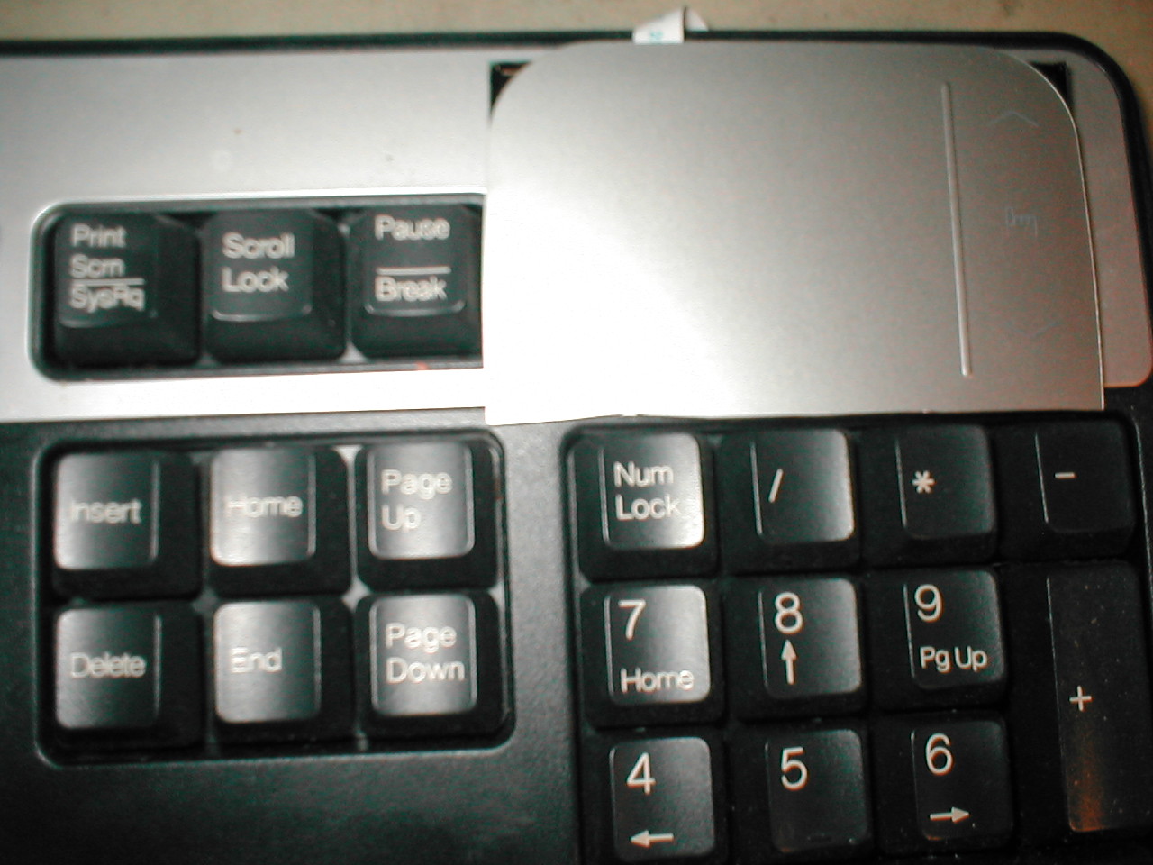 Turn a Trackpad From a Broken Laptop Into a PS/2 Mouse