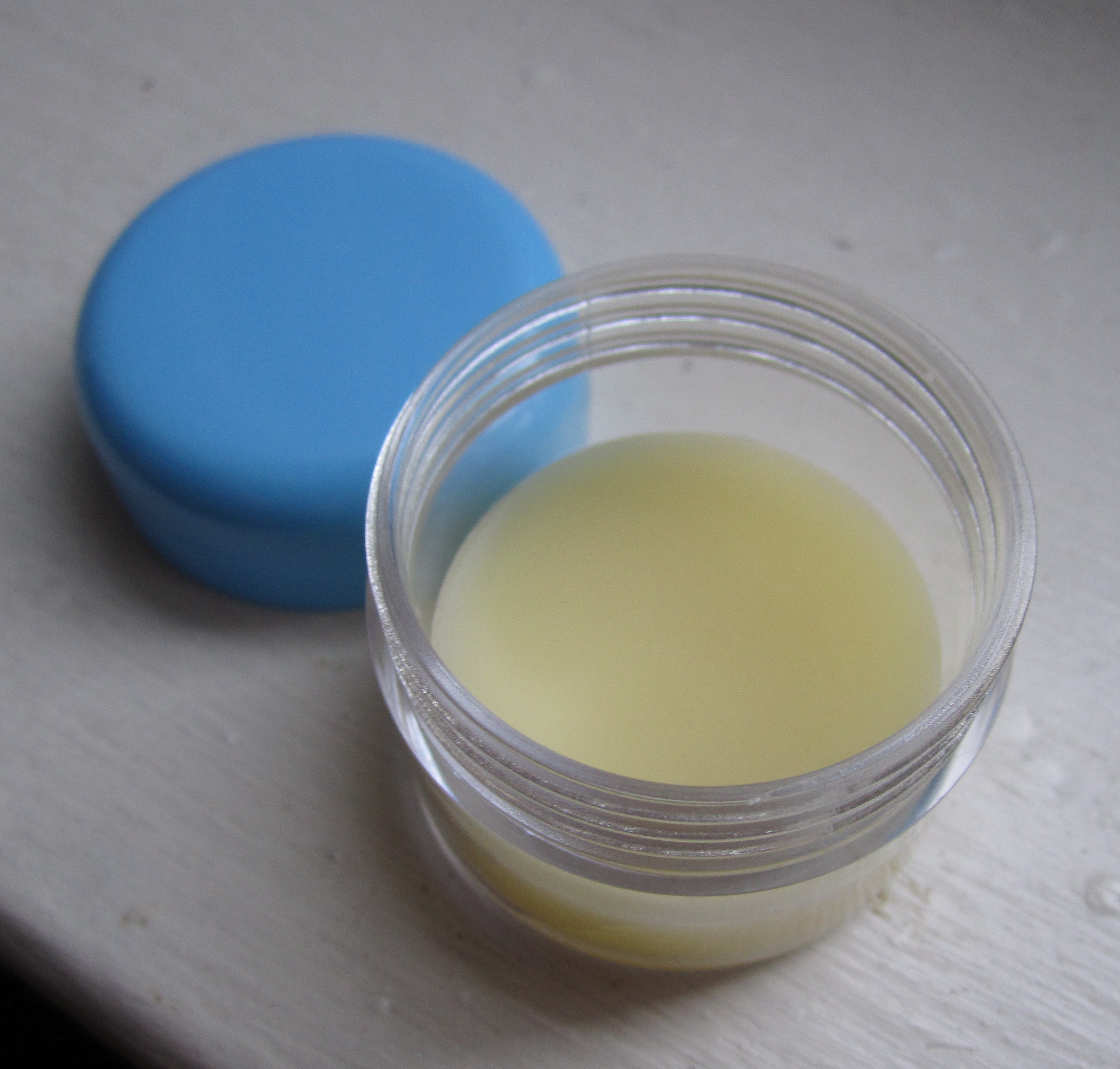 Easy Homemade Coconut and Beeswax Lip Balm!