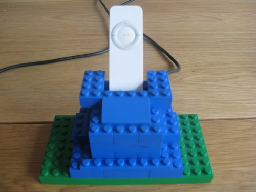 LEGO 1st gen Ipod Shuffle dock