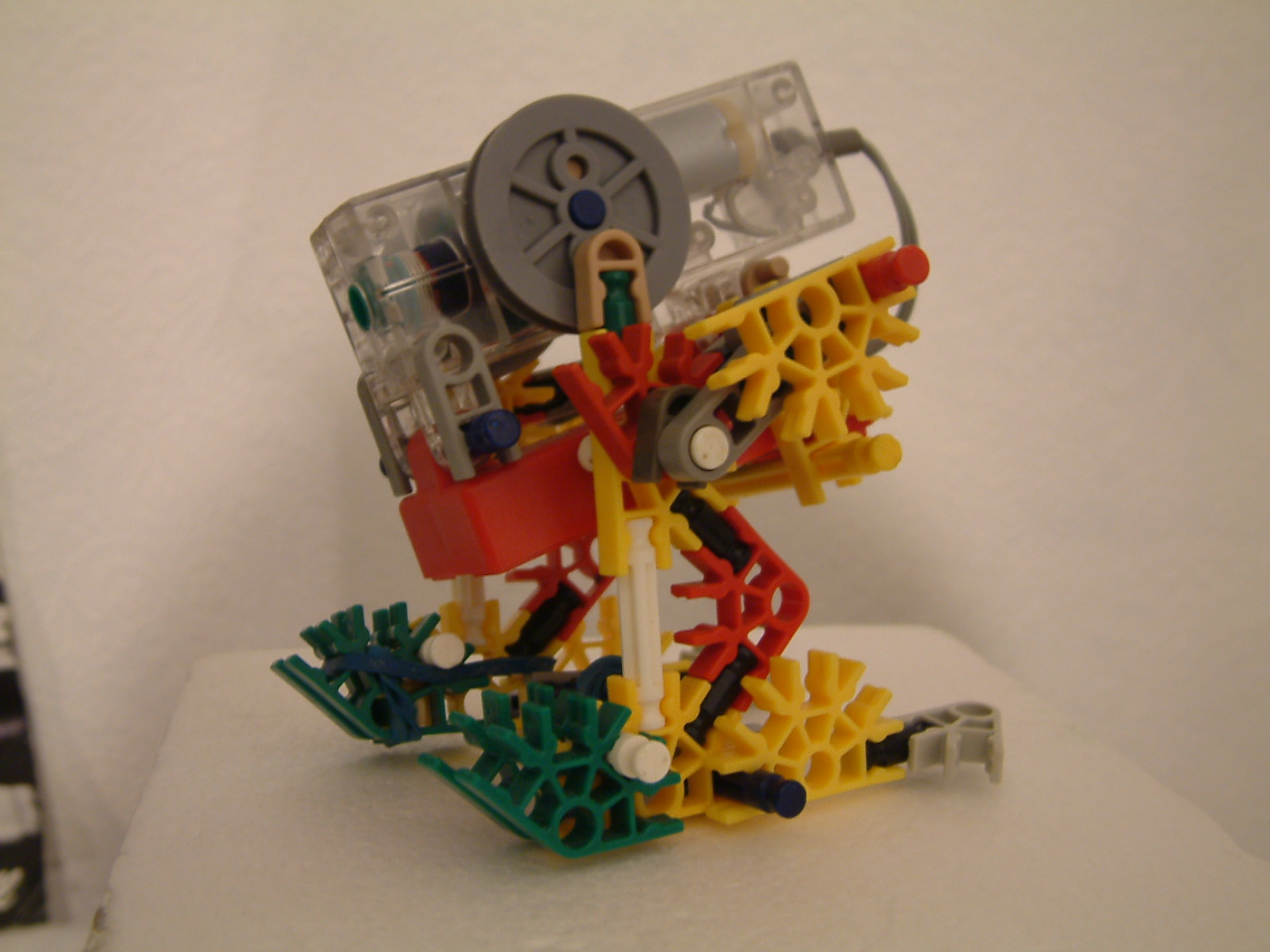 Waddle Bot - K'nex Biped