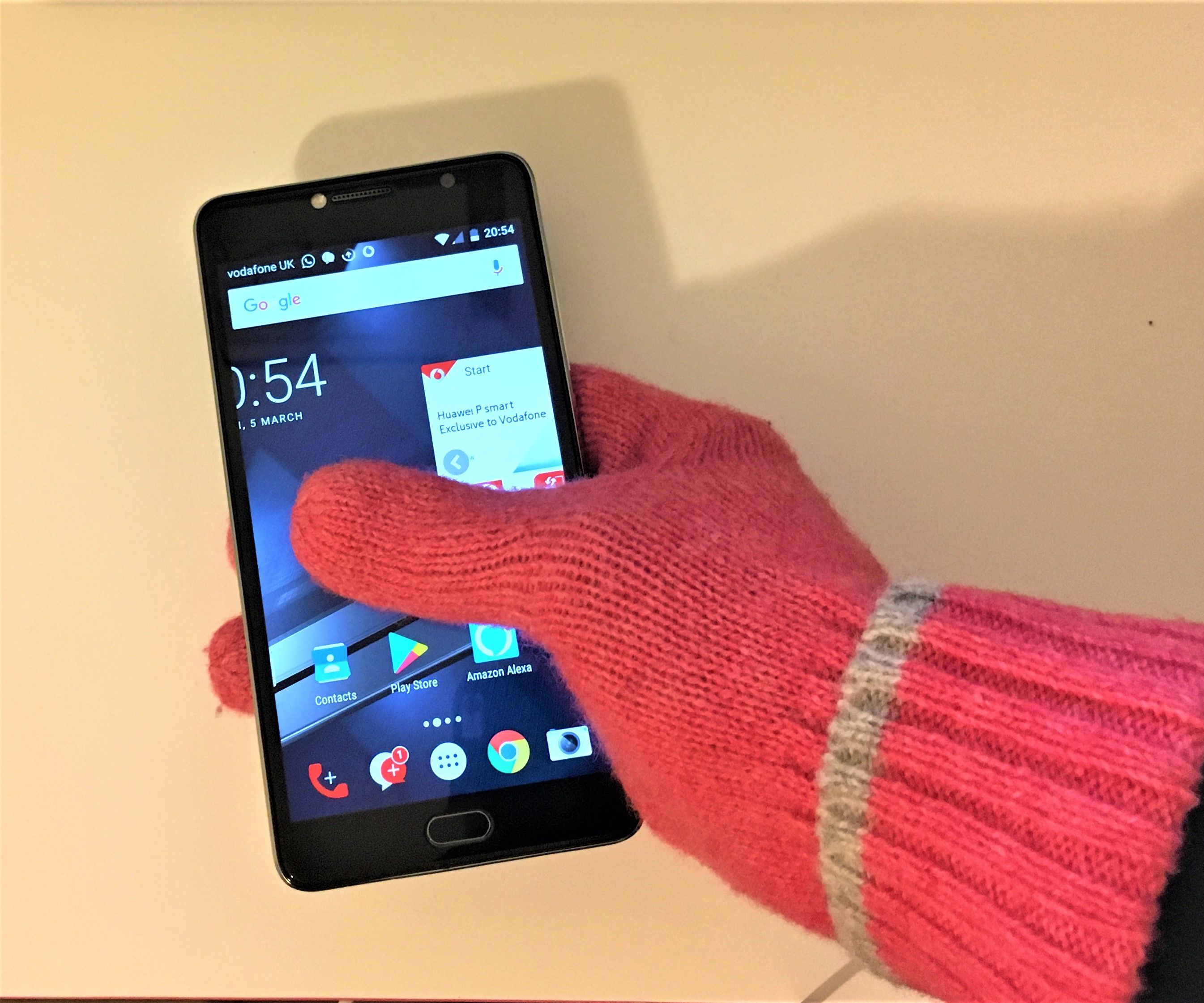Make Your Own Smartphone Gloves