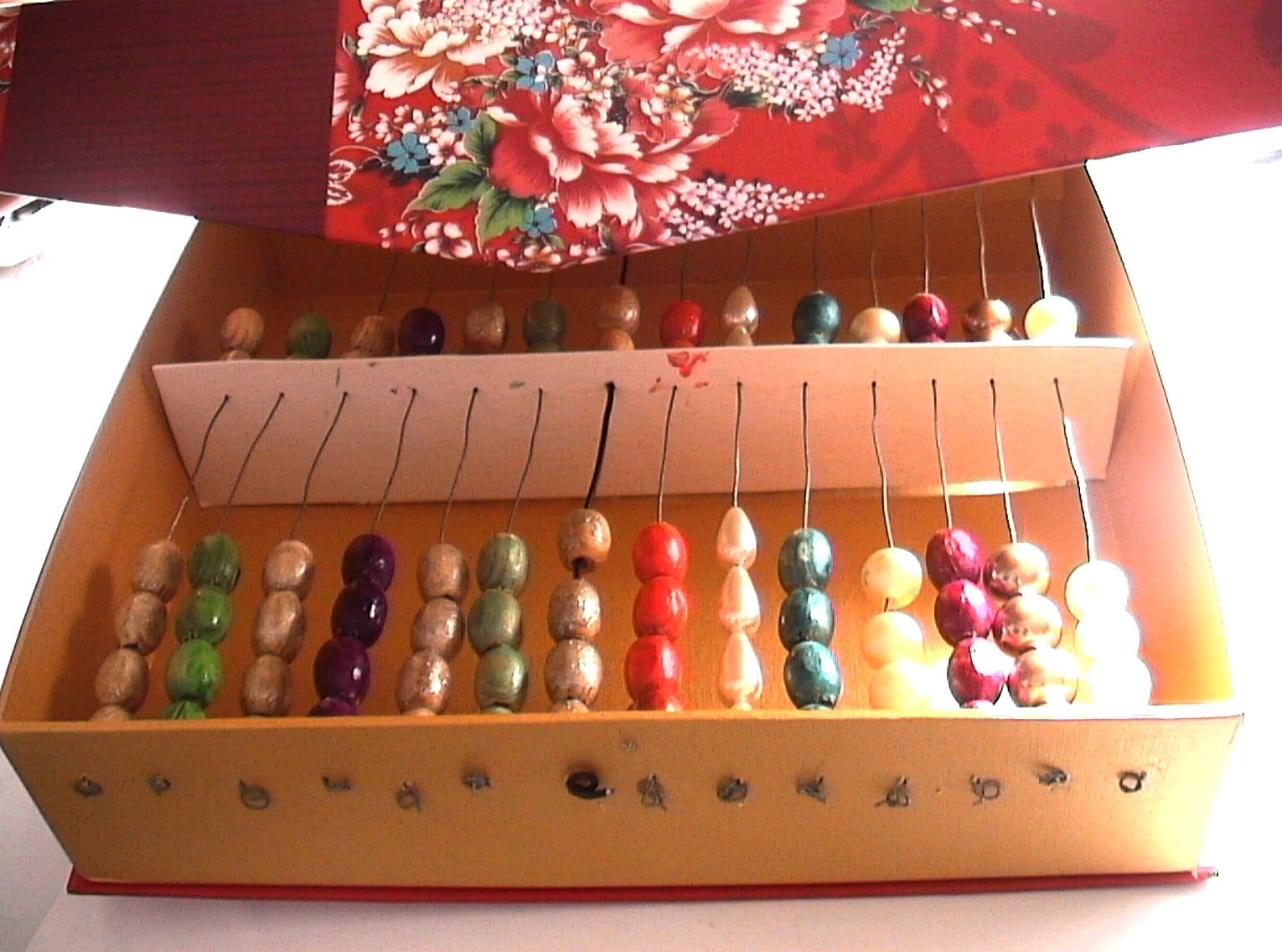 How to Make a Abacus From Cardboard