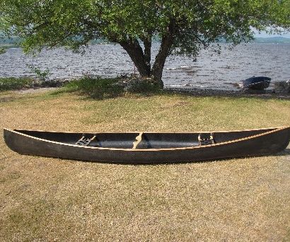 Strip Canoe in Carbon