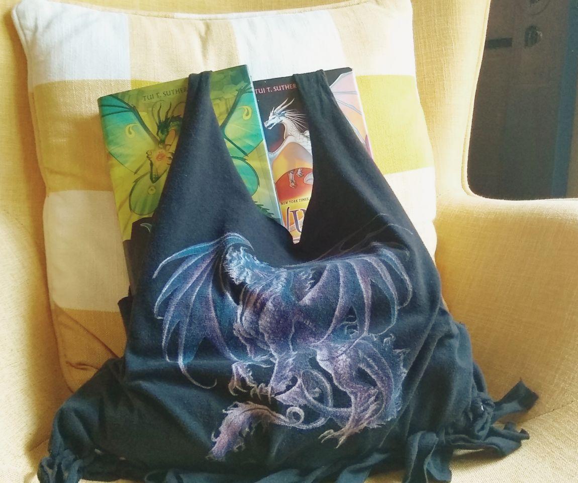 NO SEW // Cute T-shirt Book Bag
