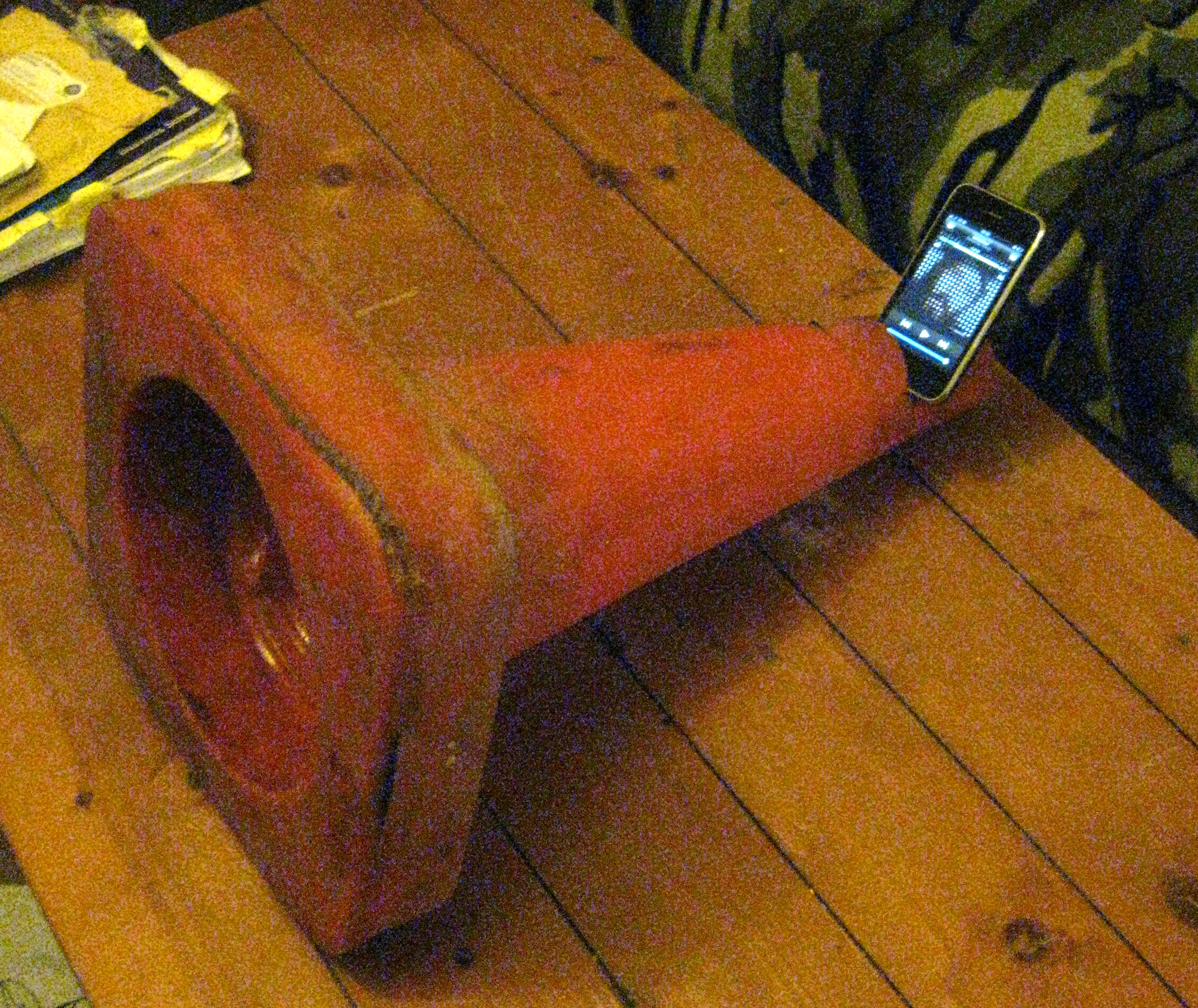 Cheap/free traffic cone I-phone amplifier