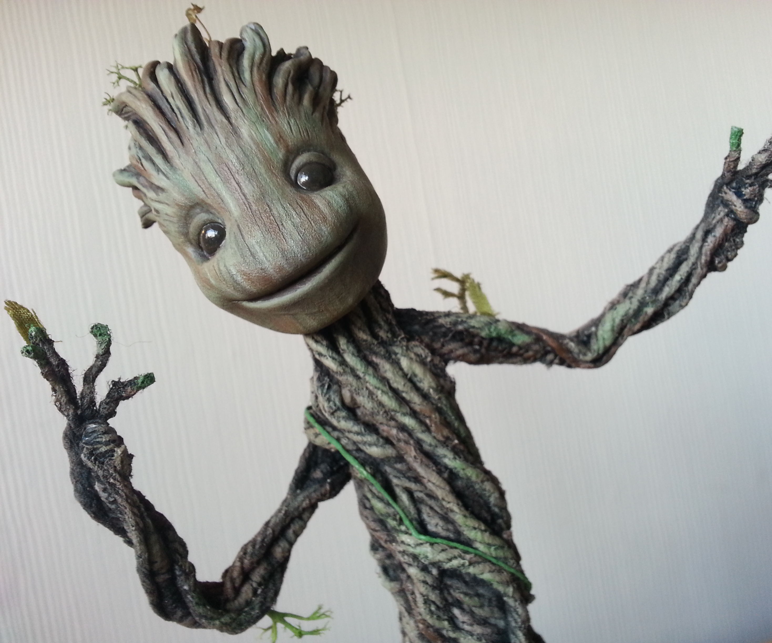 Dancing Groot From Guardians of the Galaxy. Actually Dances! TUTORIAL