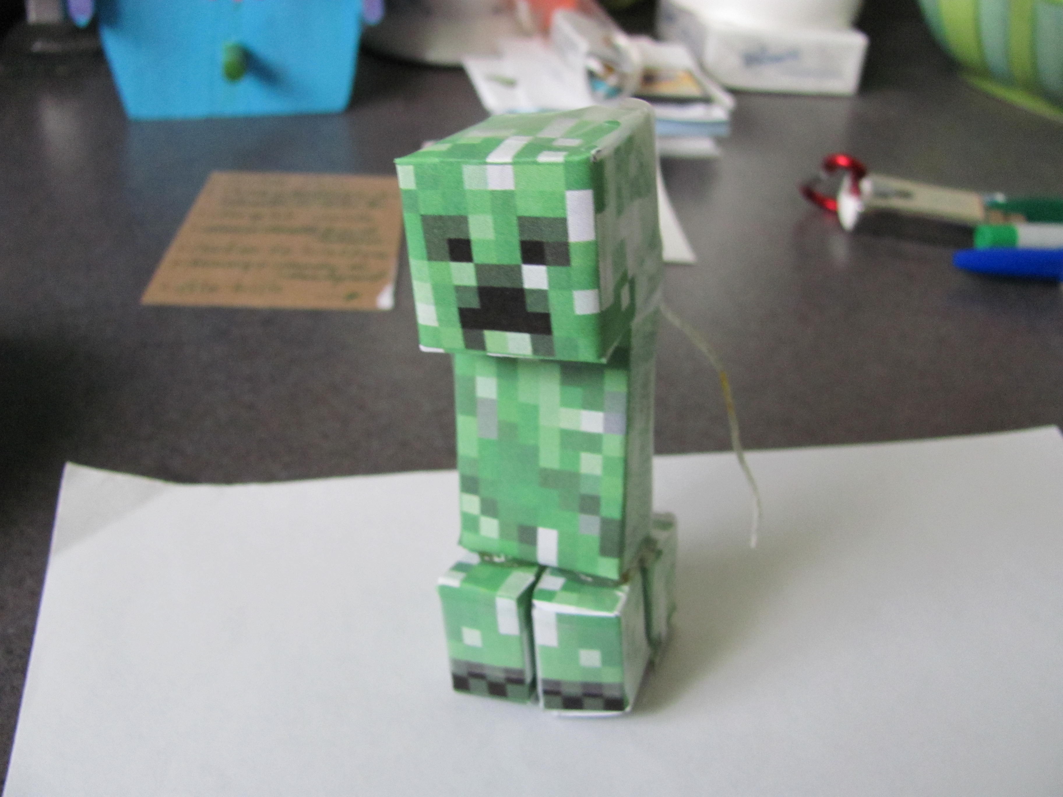 Exploding Paper Creeper