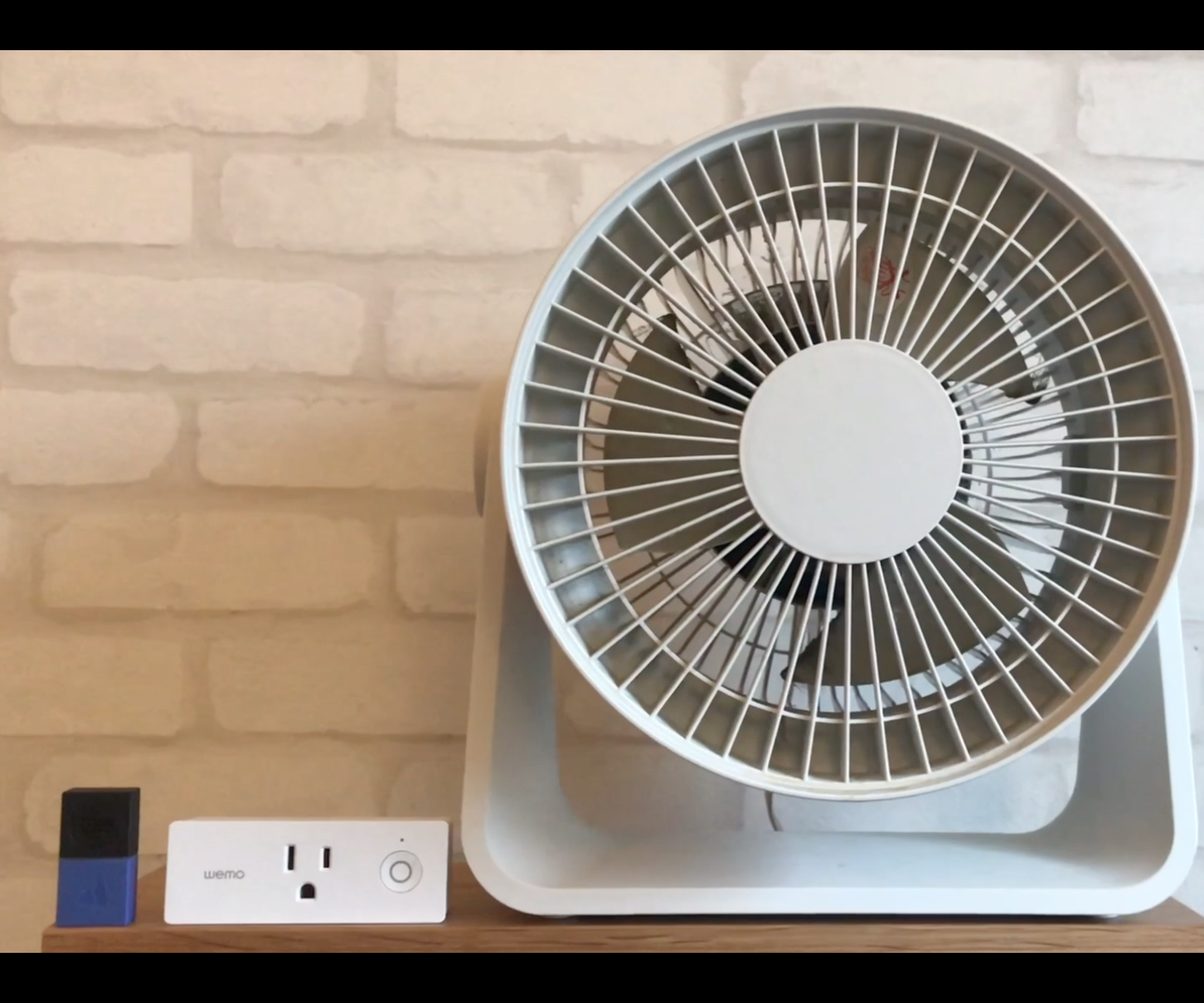 Automate a Fan Using MESH Temperature Sensor