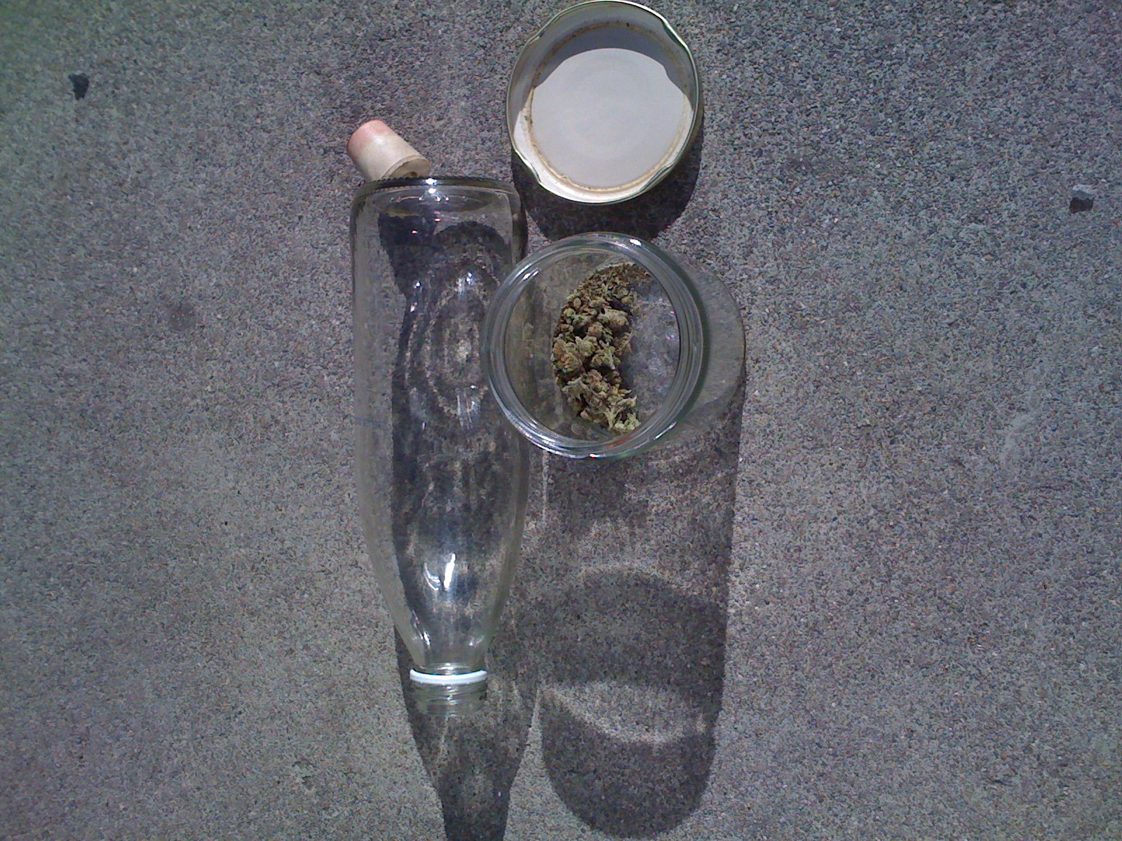 Make a solar smoking vaporizer