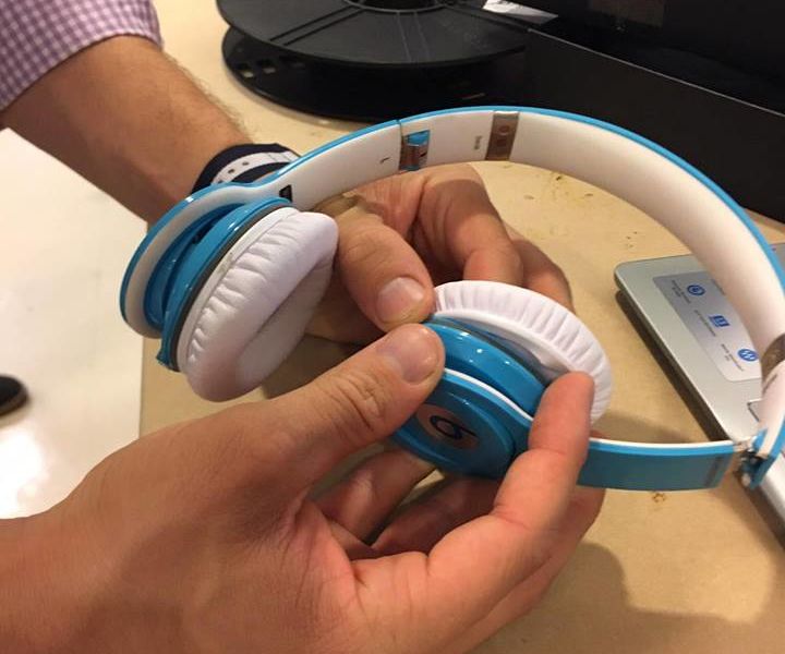 How to Repair a Pair of Beats by Dr. Dre Headphones With a Broken Speaker