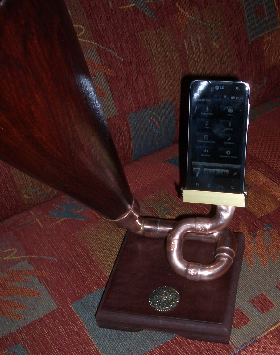 Building a passive speaker for your phone
