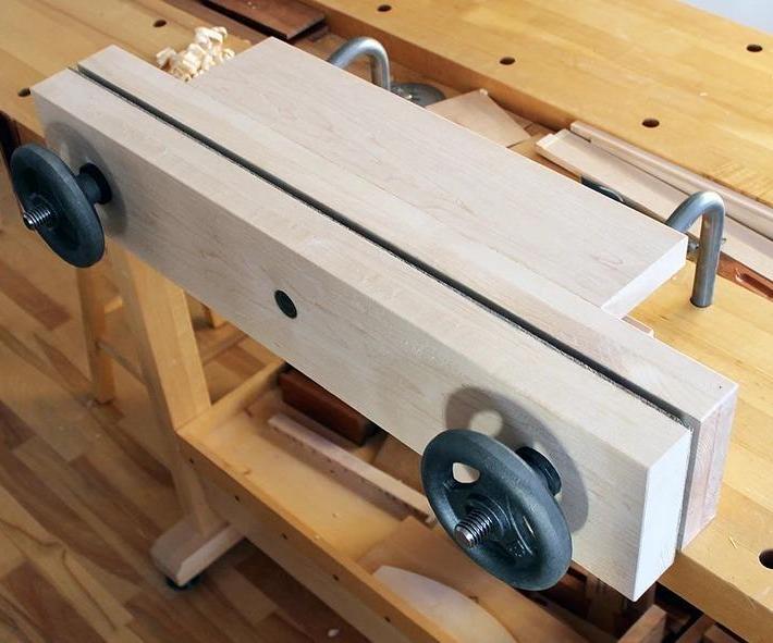 DIY Workbench Vise