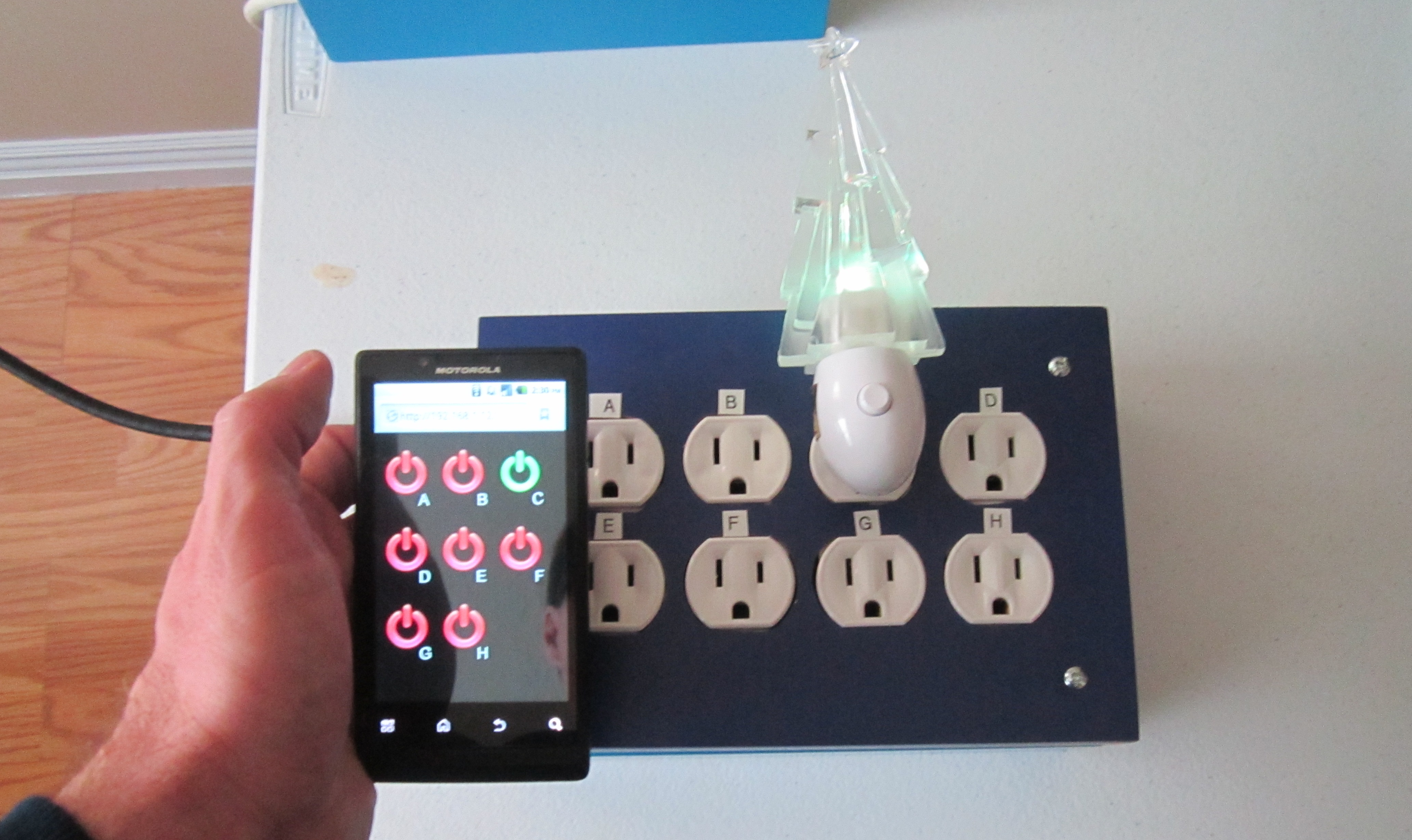 Web Controlled 8-Channel Powerstrip