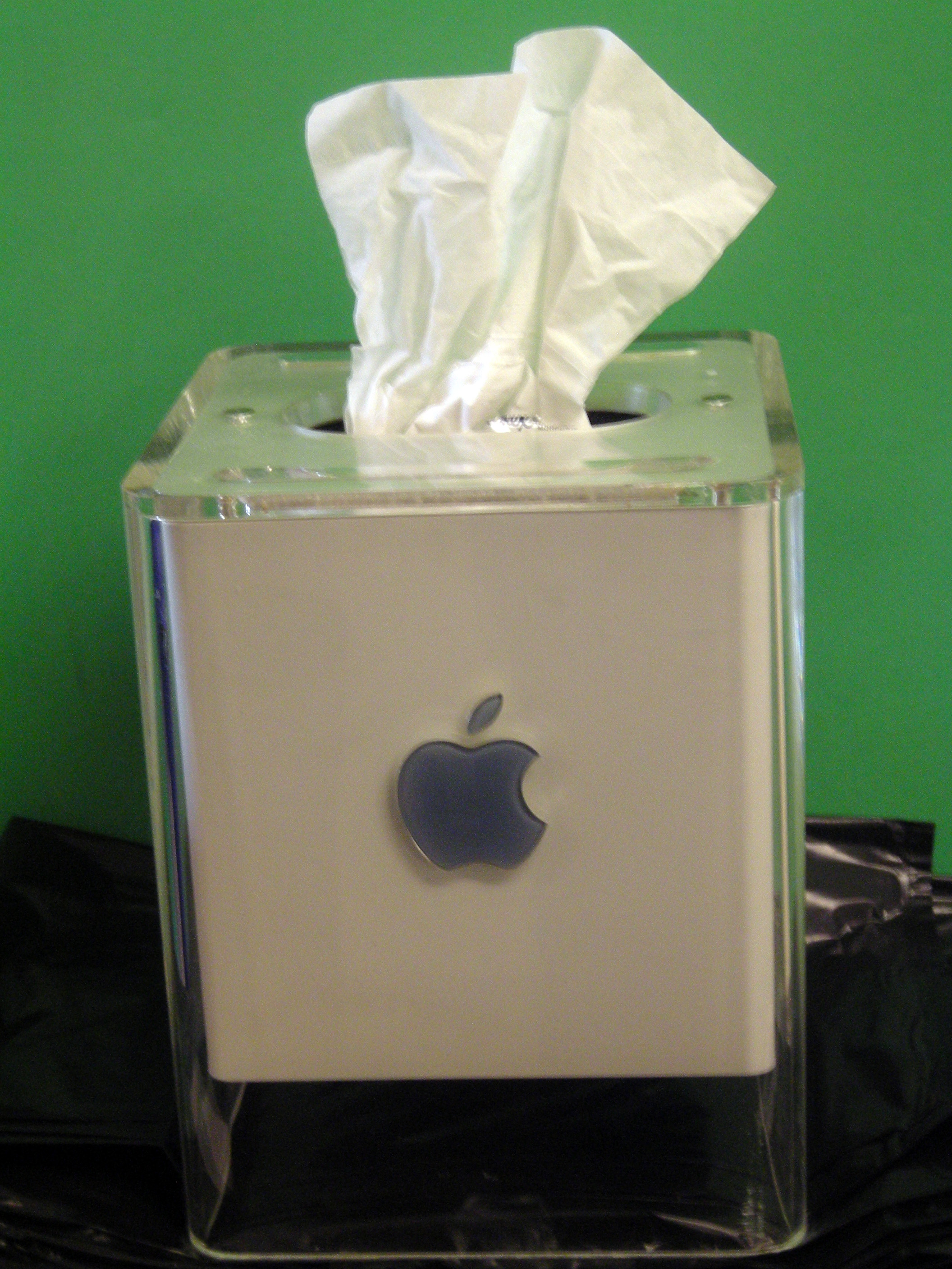 Apple G4 CUBE Tissue Box