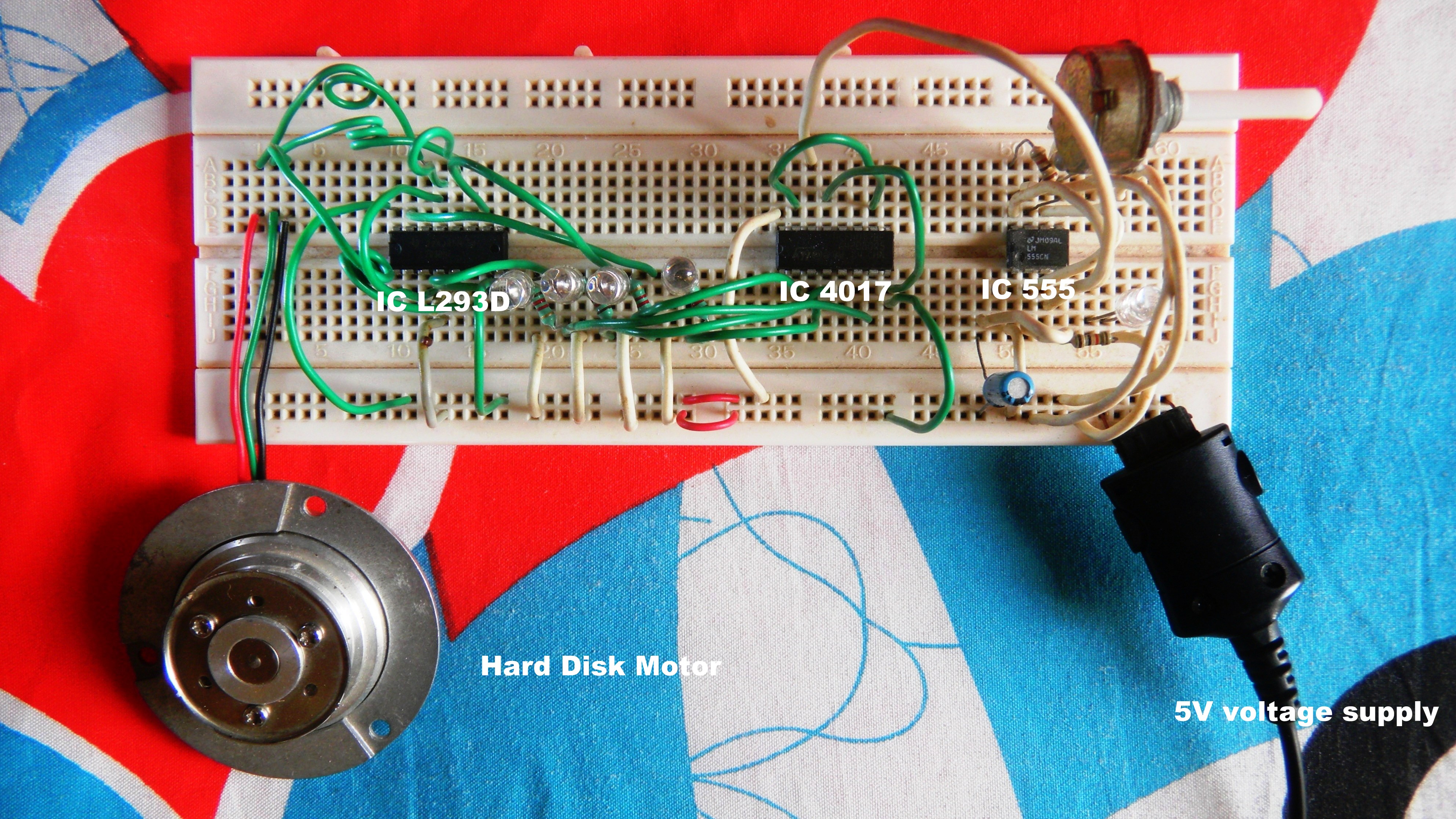Run HDD spindle motor using IC 555 + 4017 + L293D