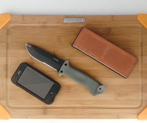 Knife sharpening with a whetstone: An easy angle guide for the perfect blade.
