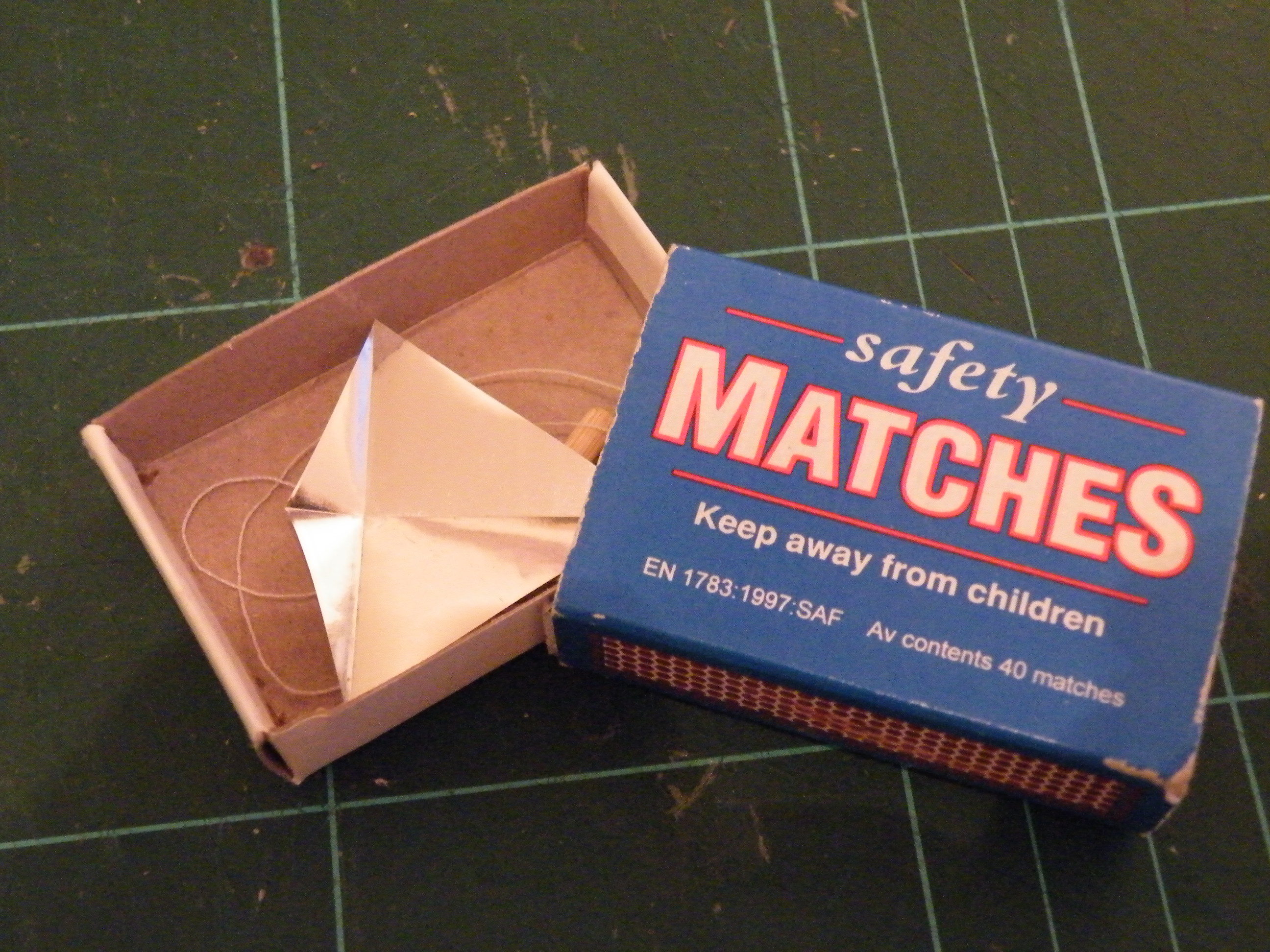 Matchbox Scale Microkite - just a square inch
